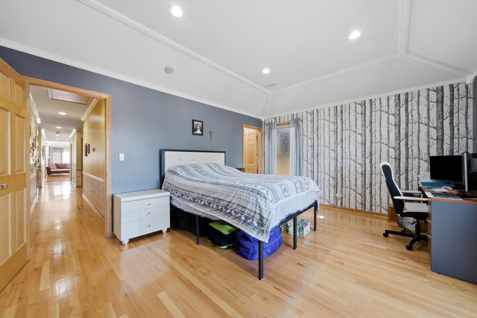 2528 N Harlem Avenue Unit: 3