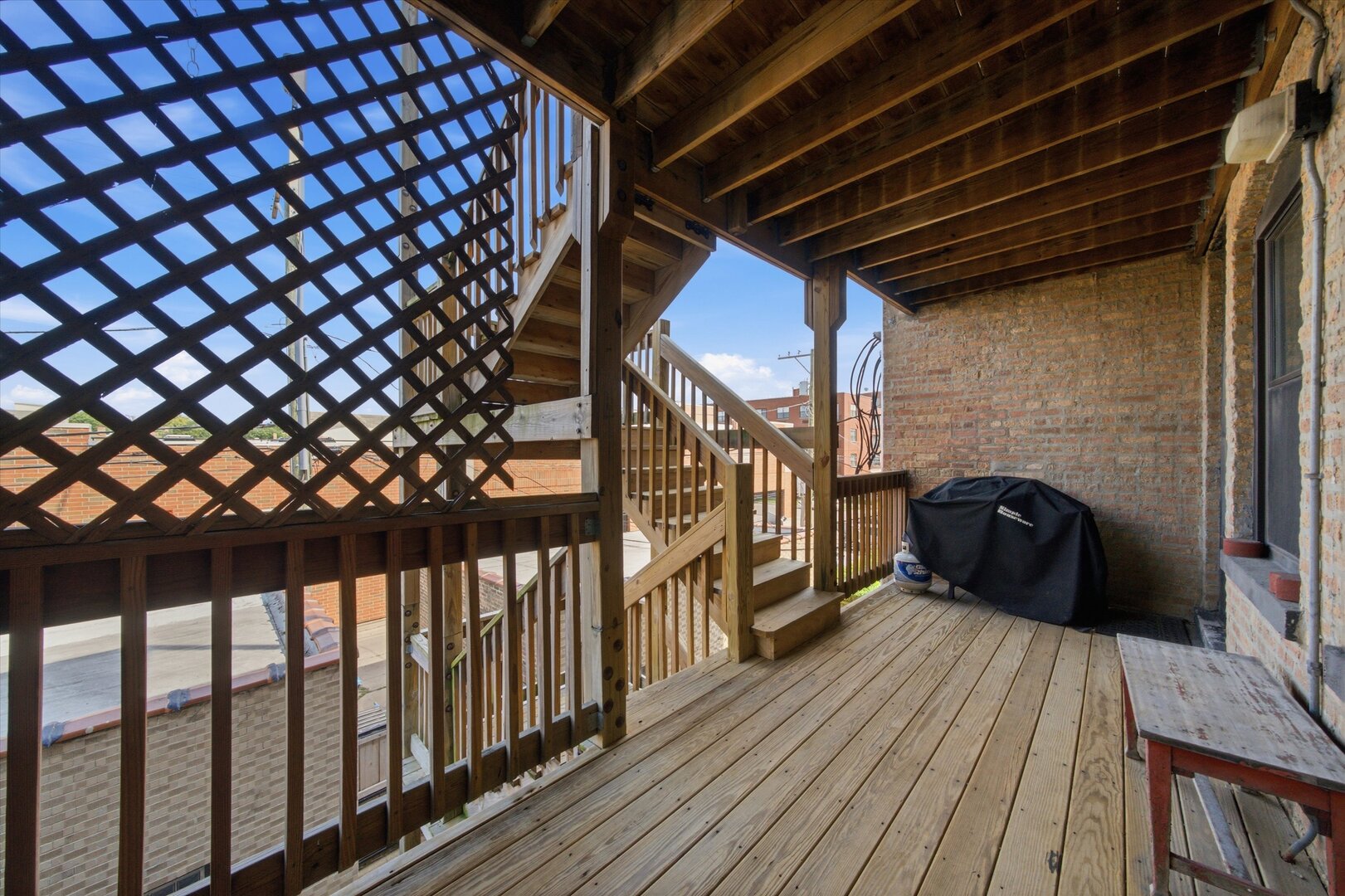6211 N Mozart Street Unit: 2N