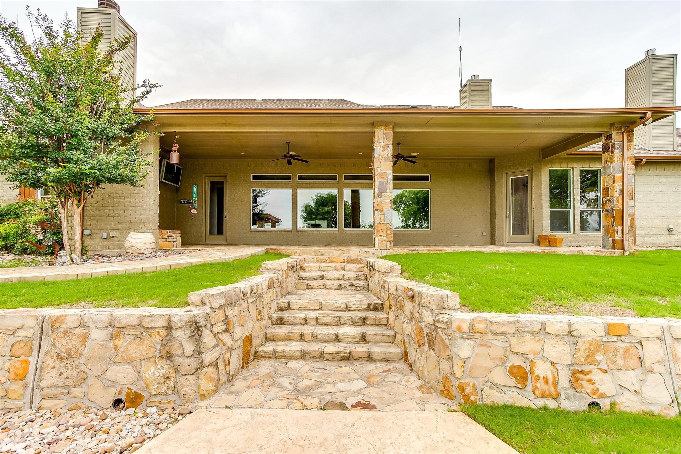 10063 Leaping Buck Point