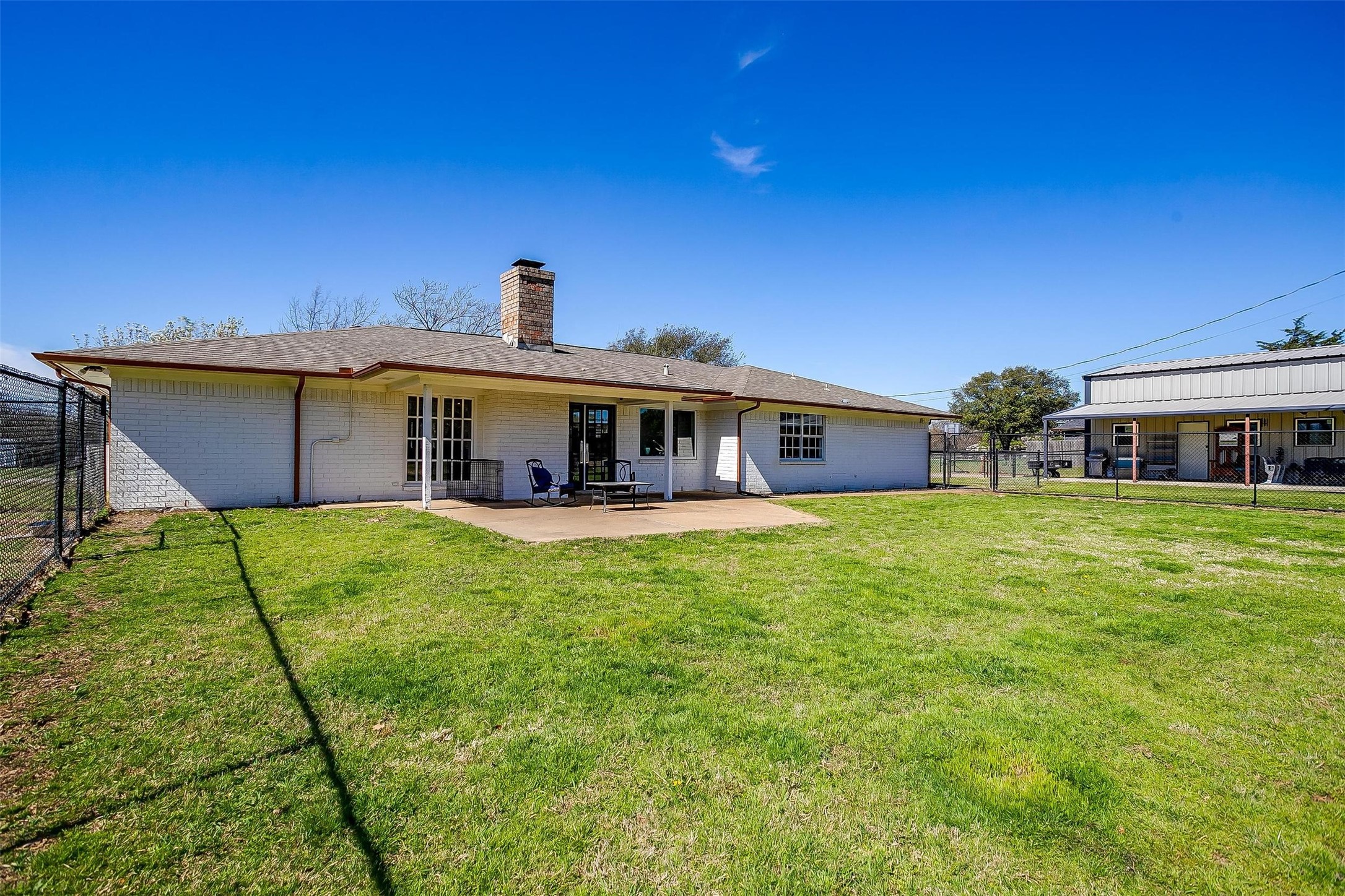 3808 Easy Street