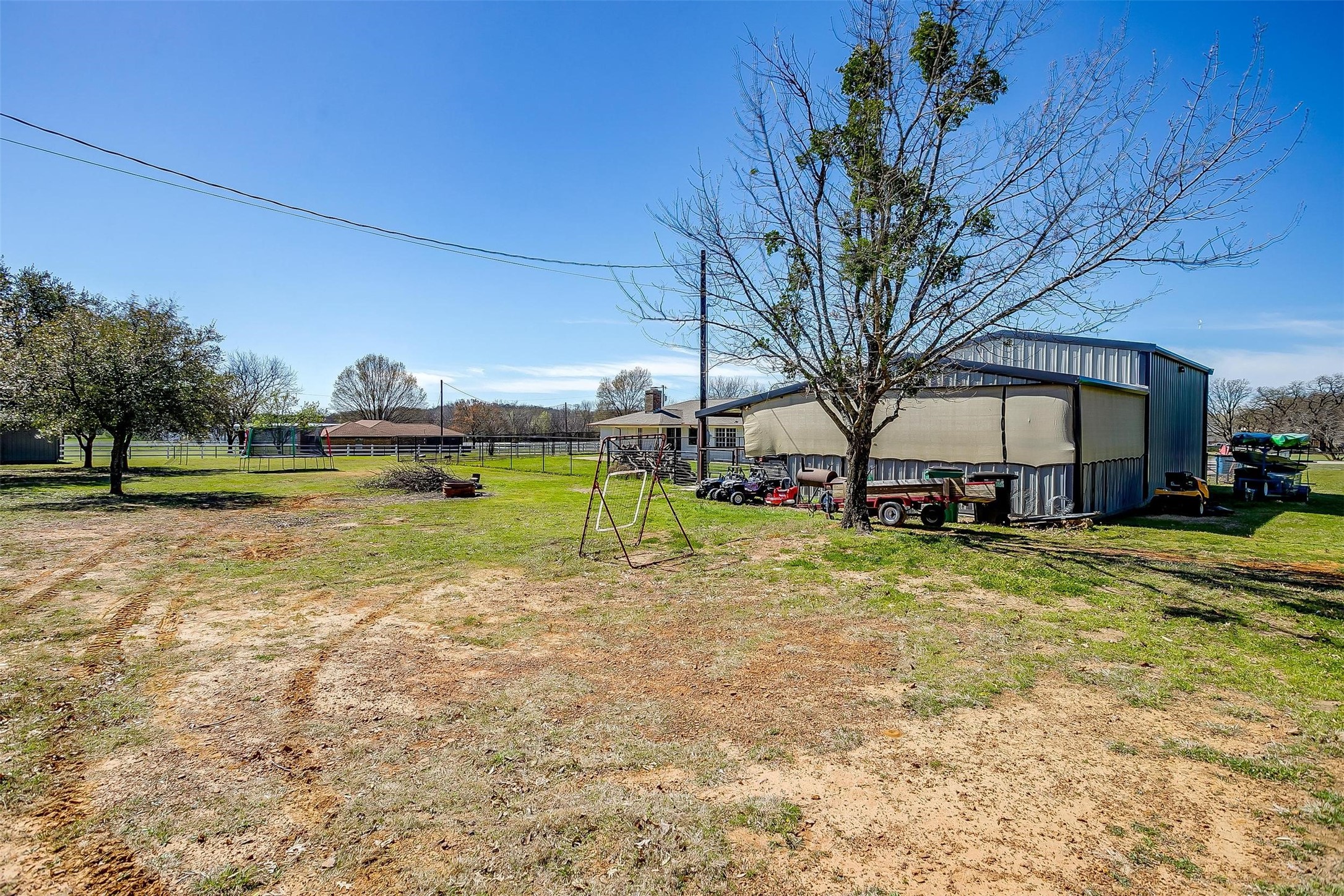 3808 Easy Street