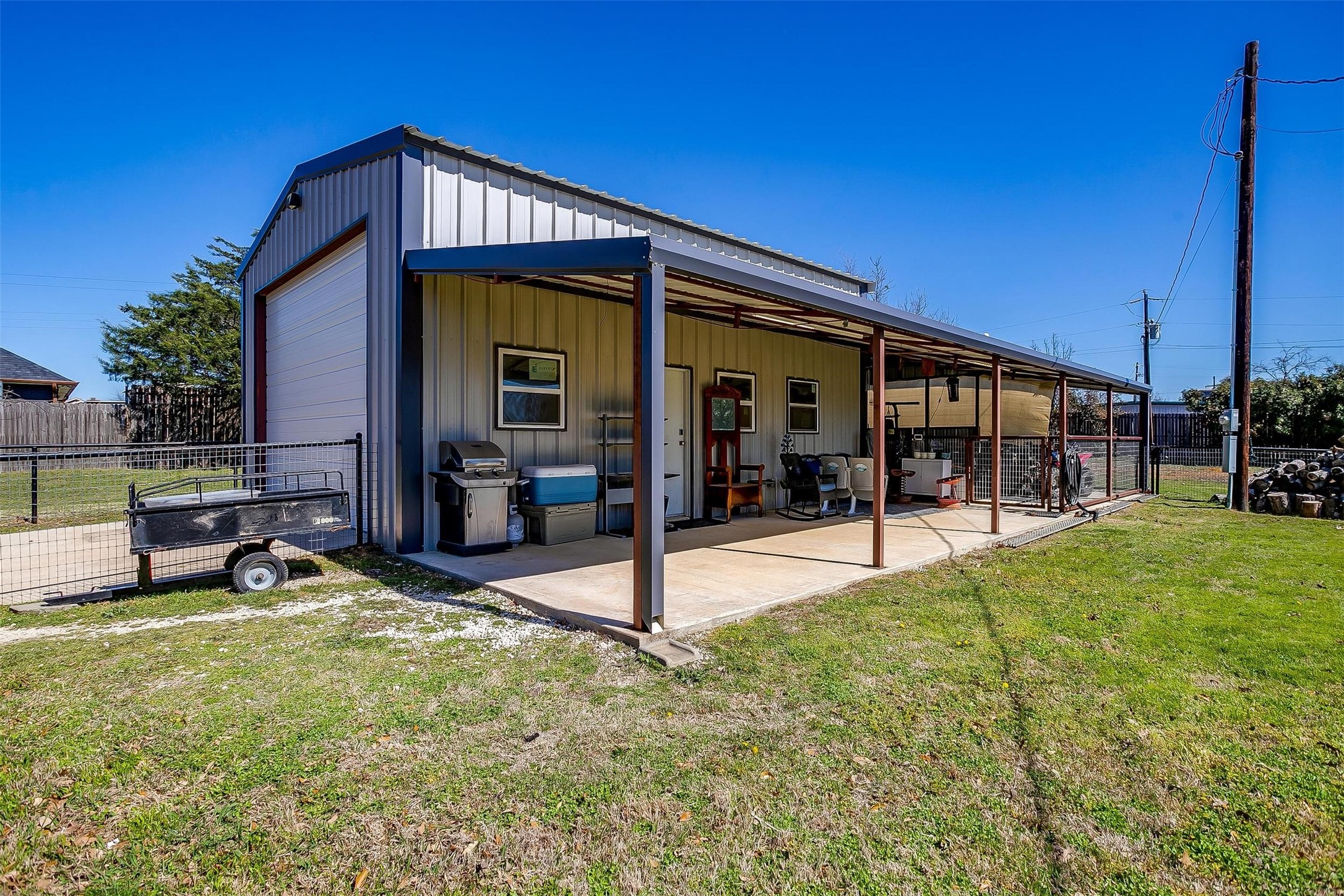 3808 Easy Street