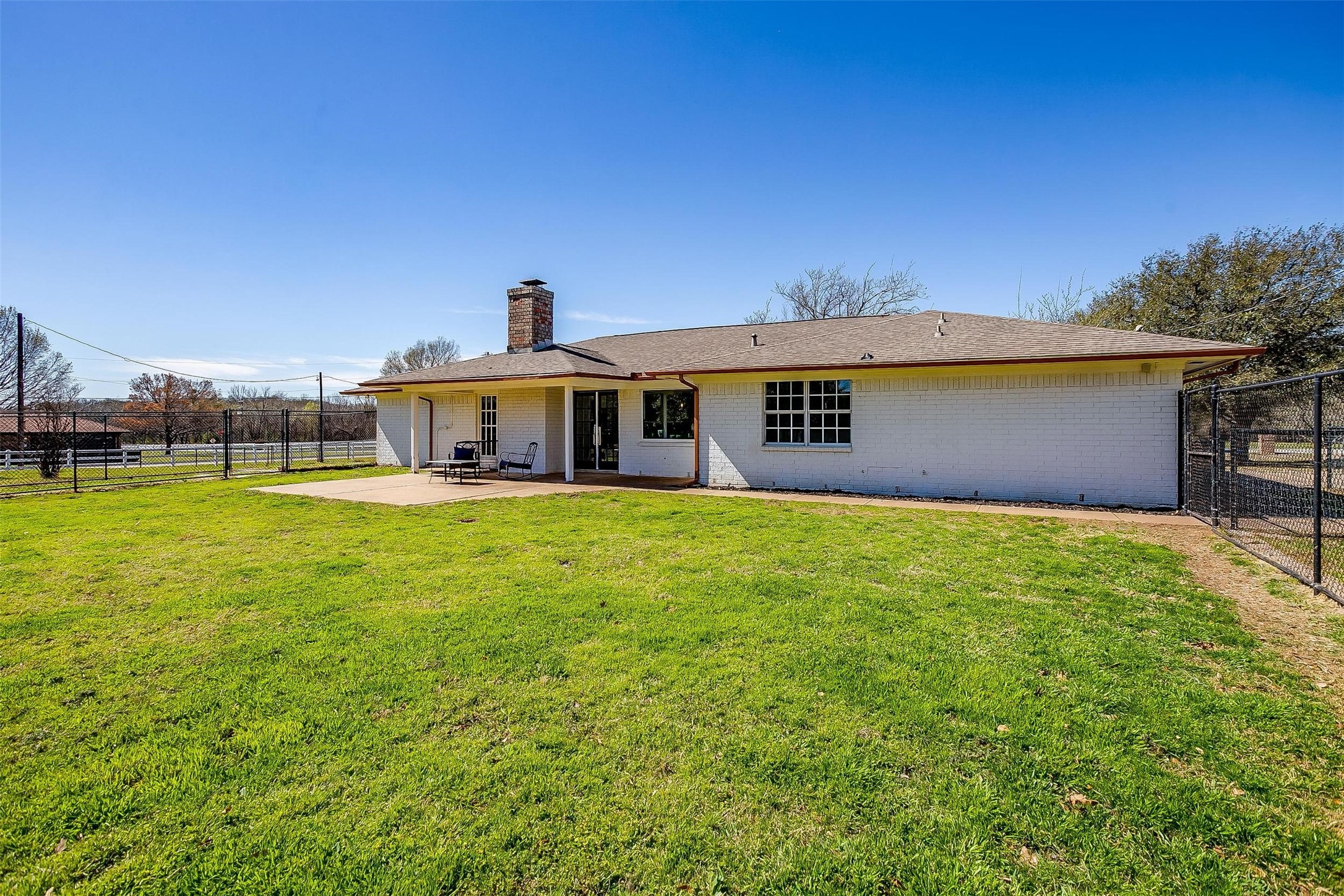 3808 Easy Street