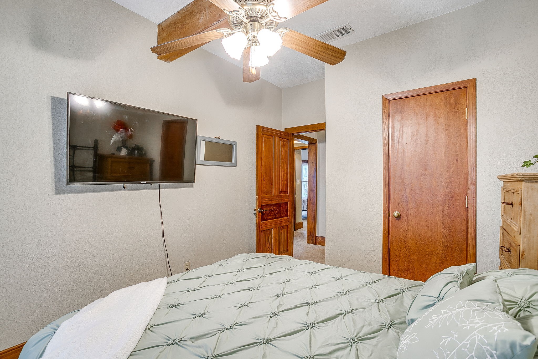 120 Siesta Court
