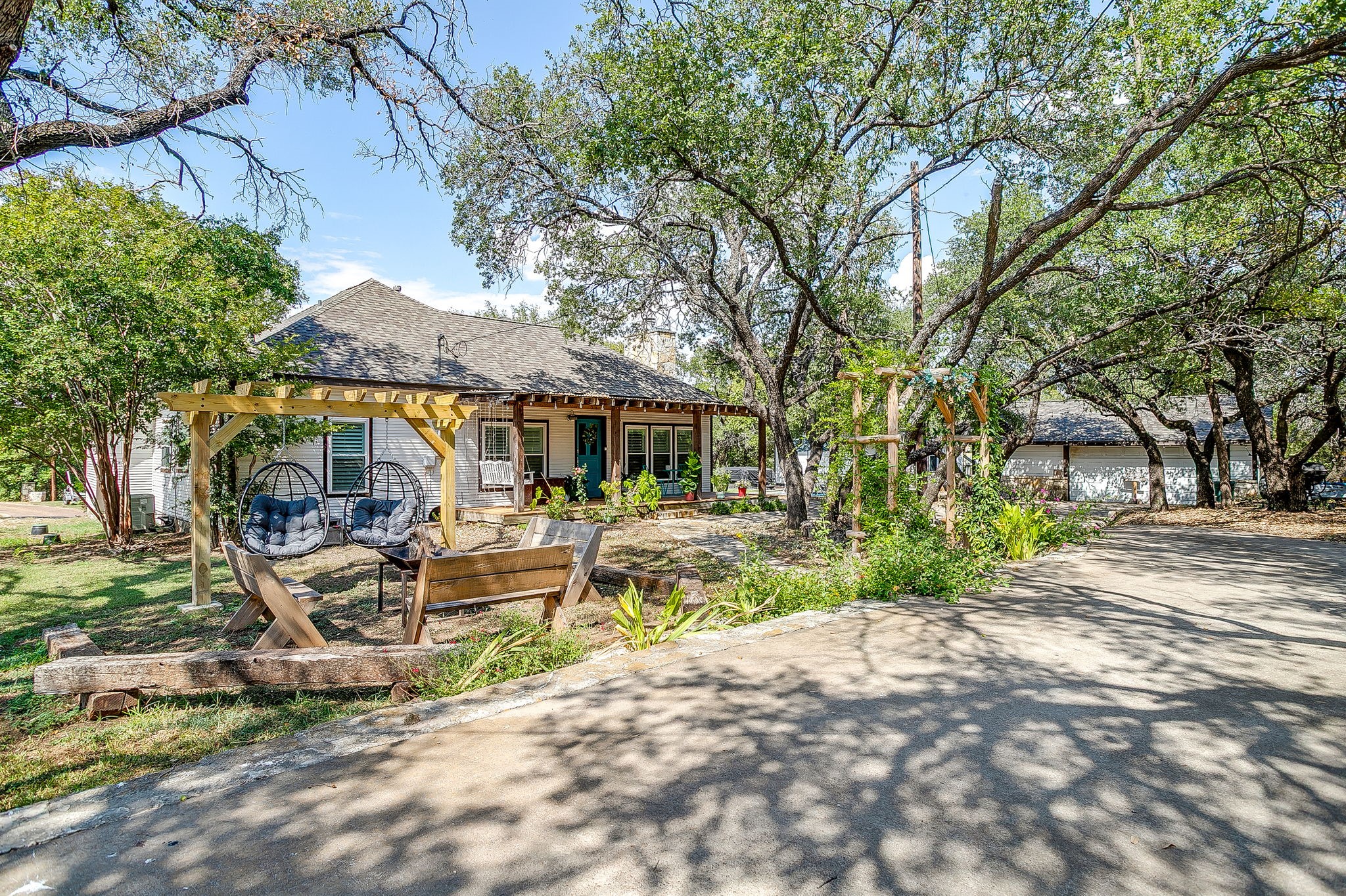 120 Siesta Court