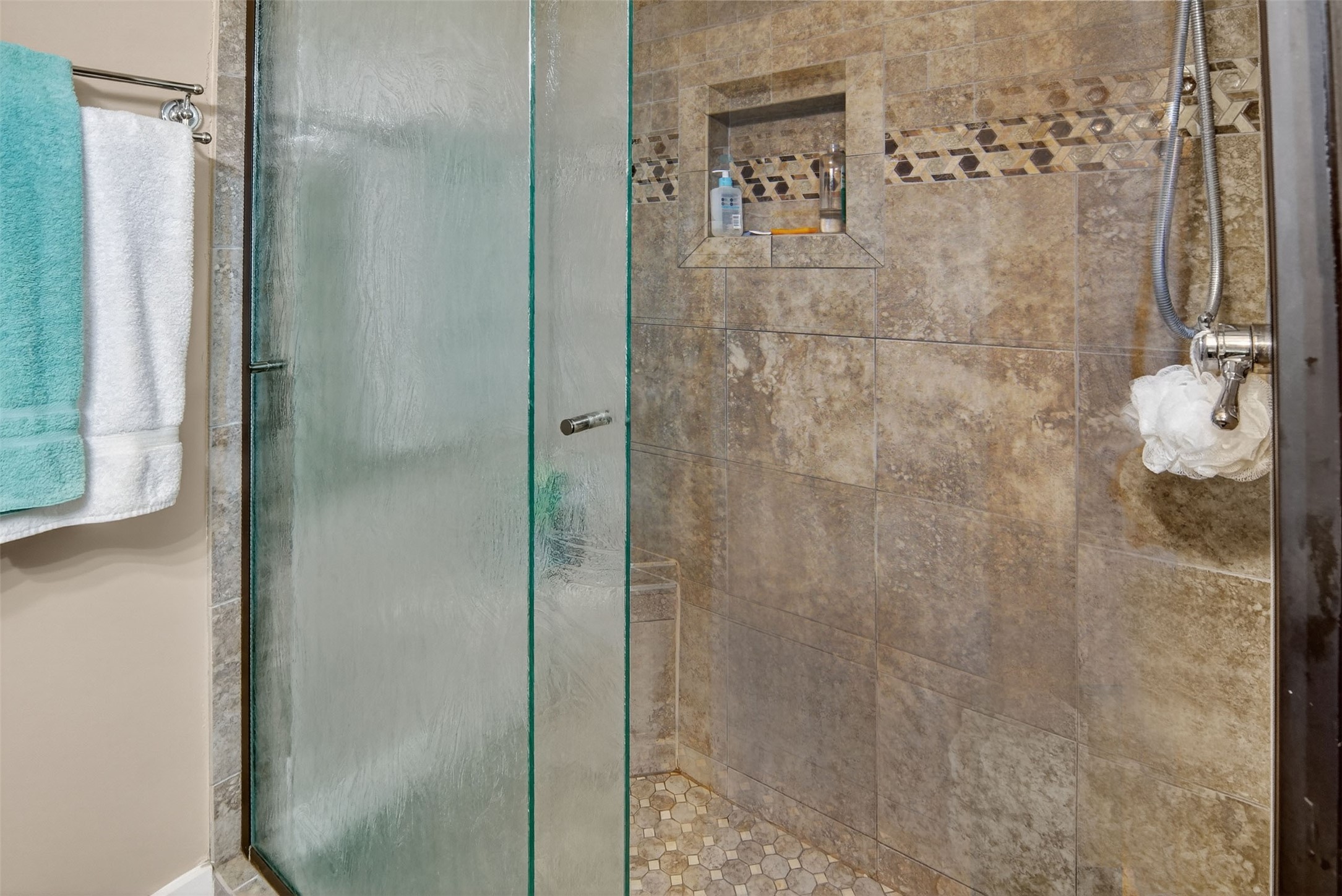 4500 Westridge Avenue 28