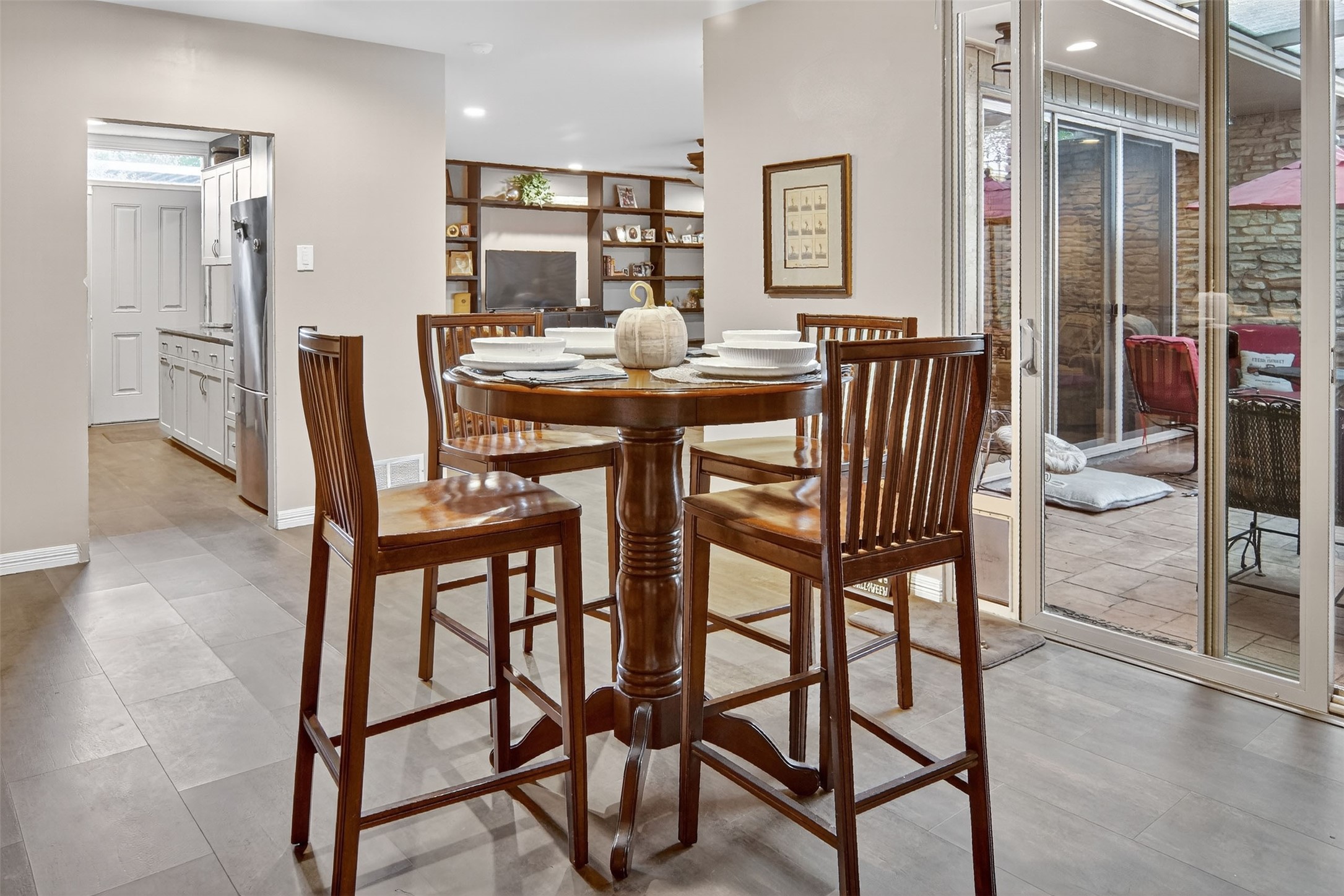 4500 Westridge Avenue 28