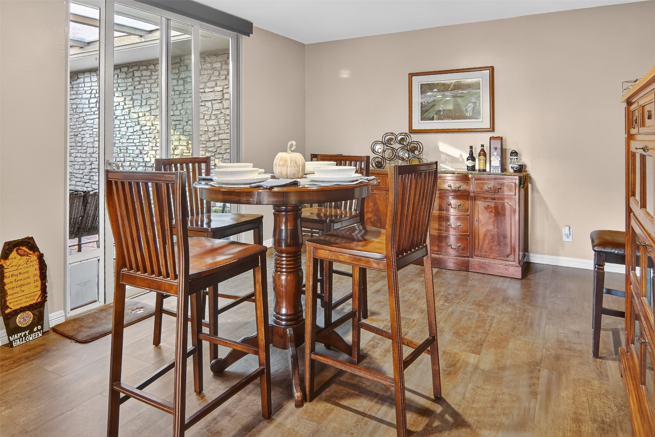 4500 Westridge Avenue 28