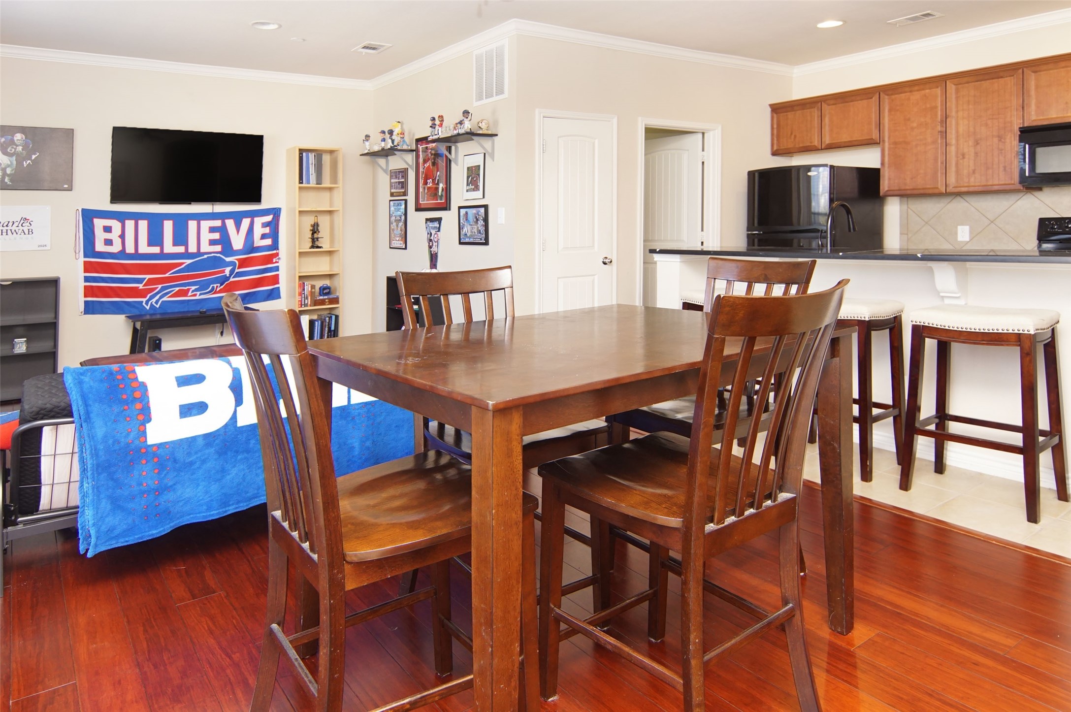 1020 Texas Street 3202