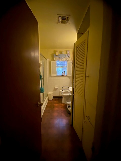 7060 John T White Road