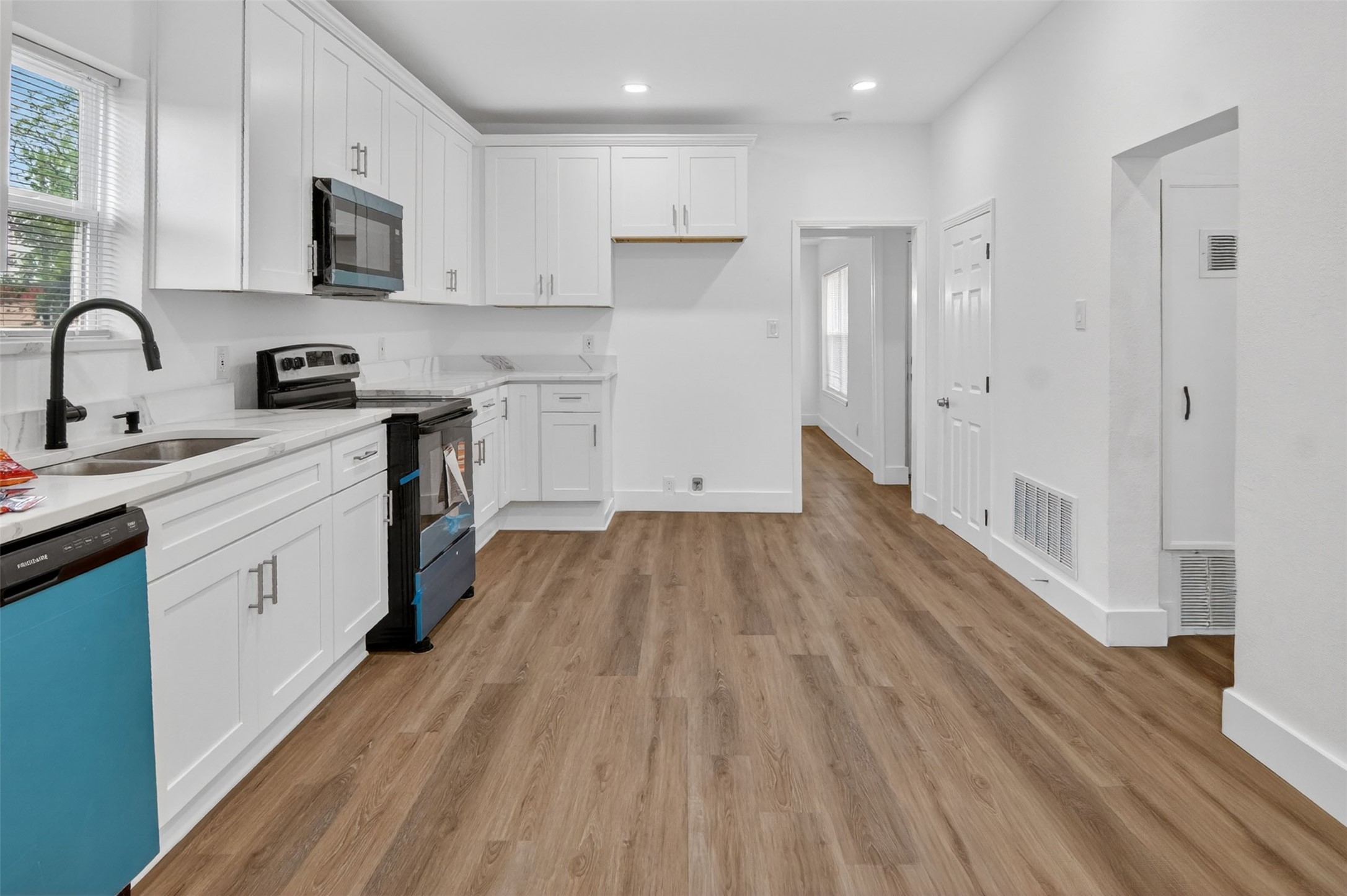 402 W Trammell Avenue