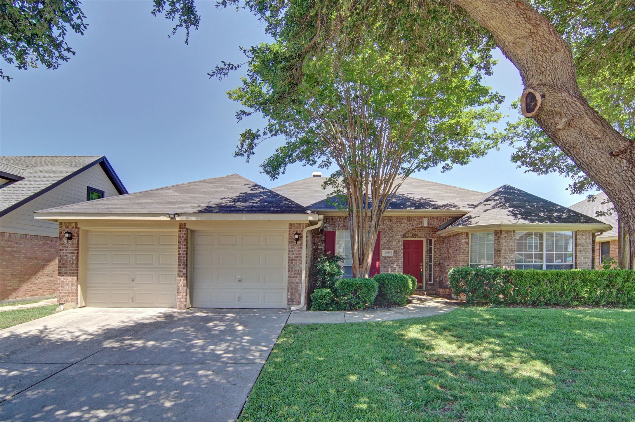 6922 Briarwood Drive