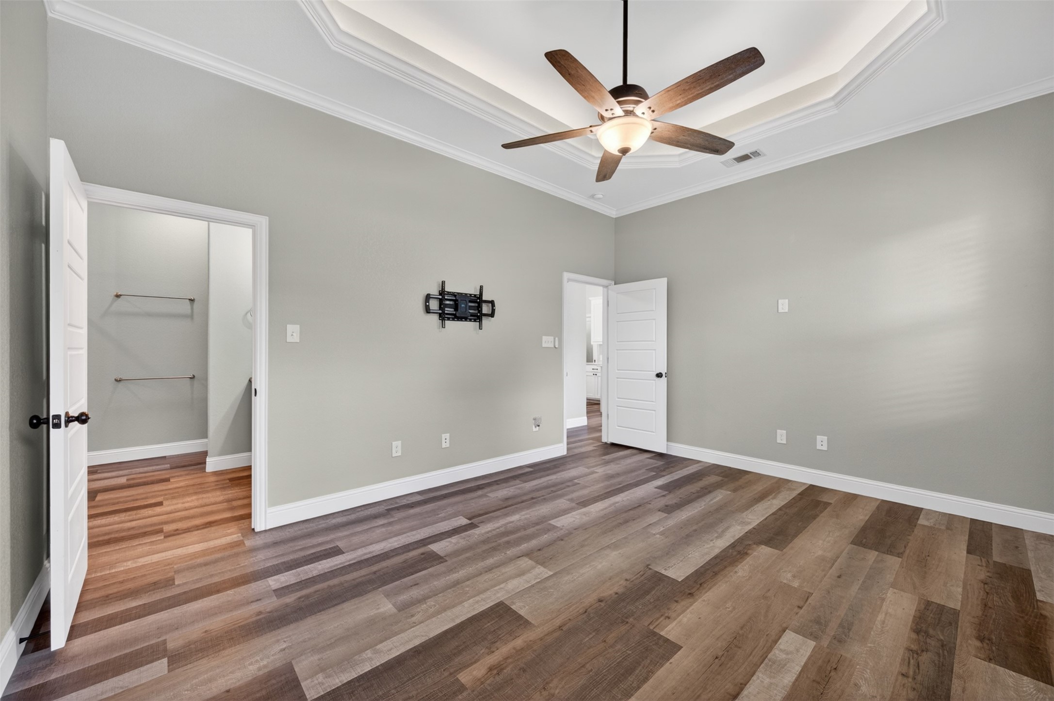 815 W Ball Street