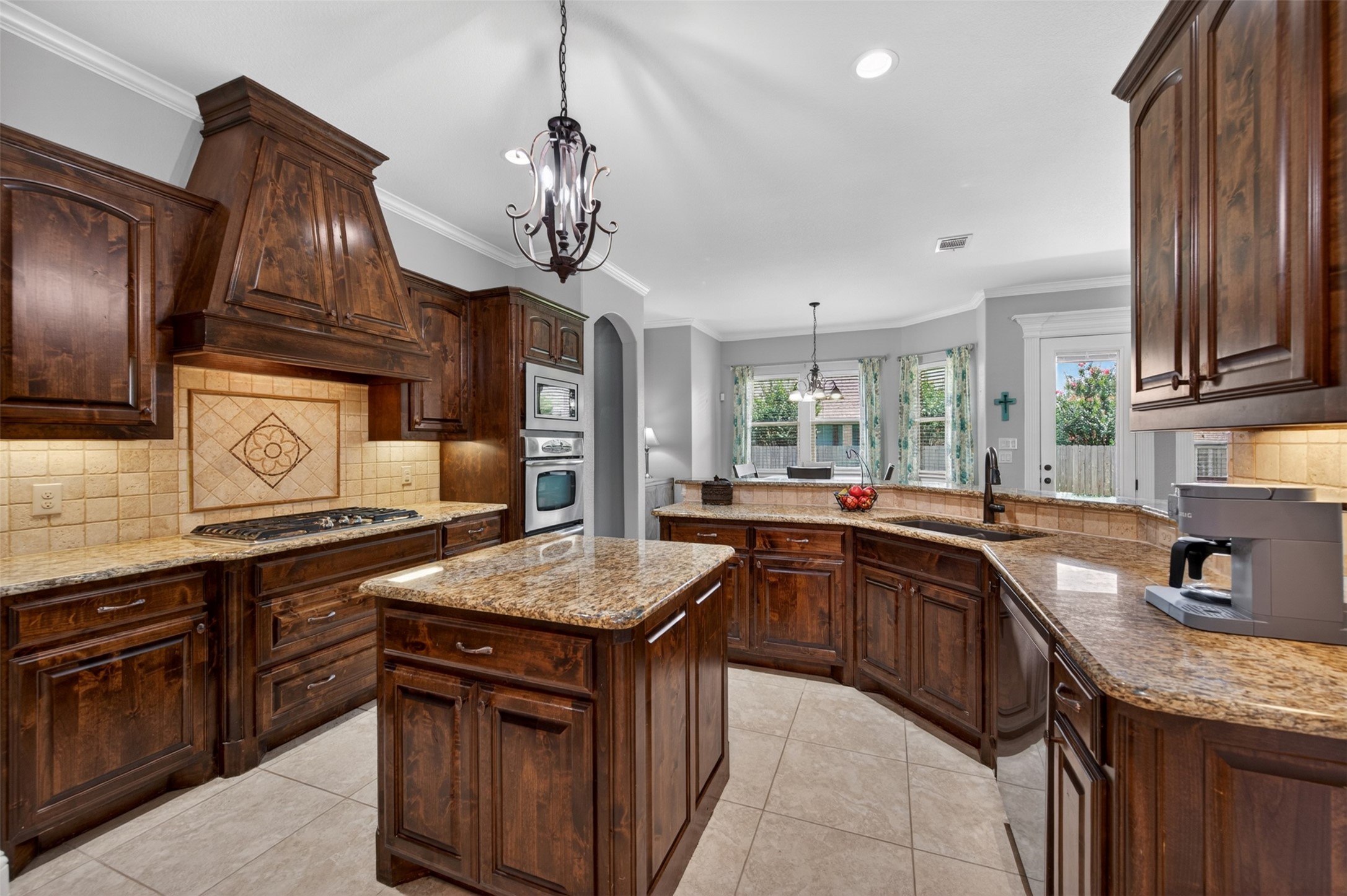 7112 Chimney Creek Drive