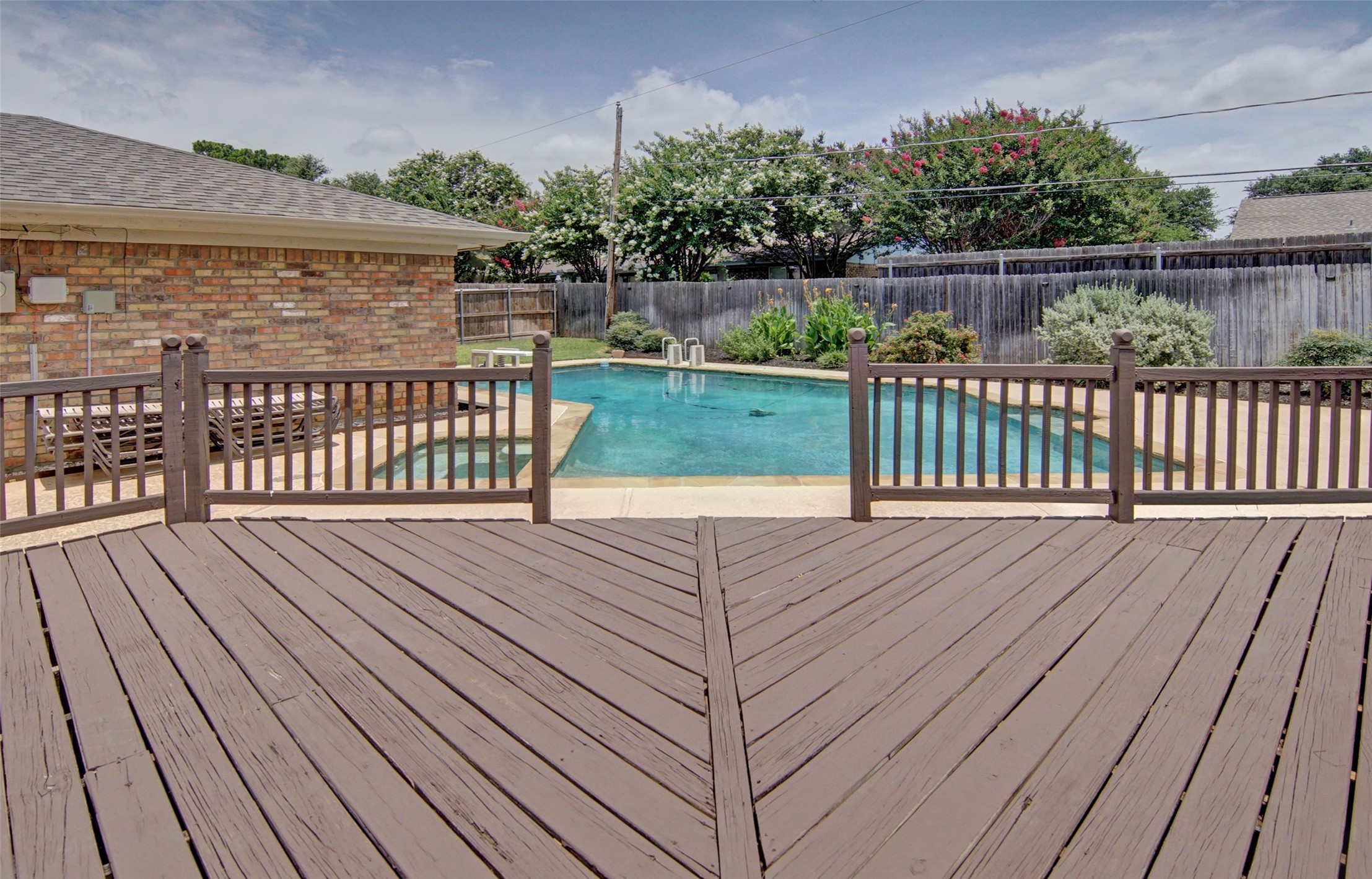 2208 Cambridge Drive