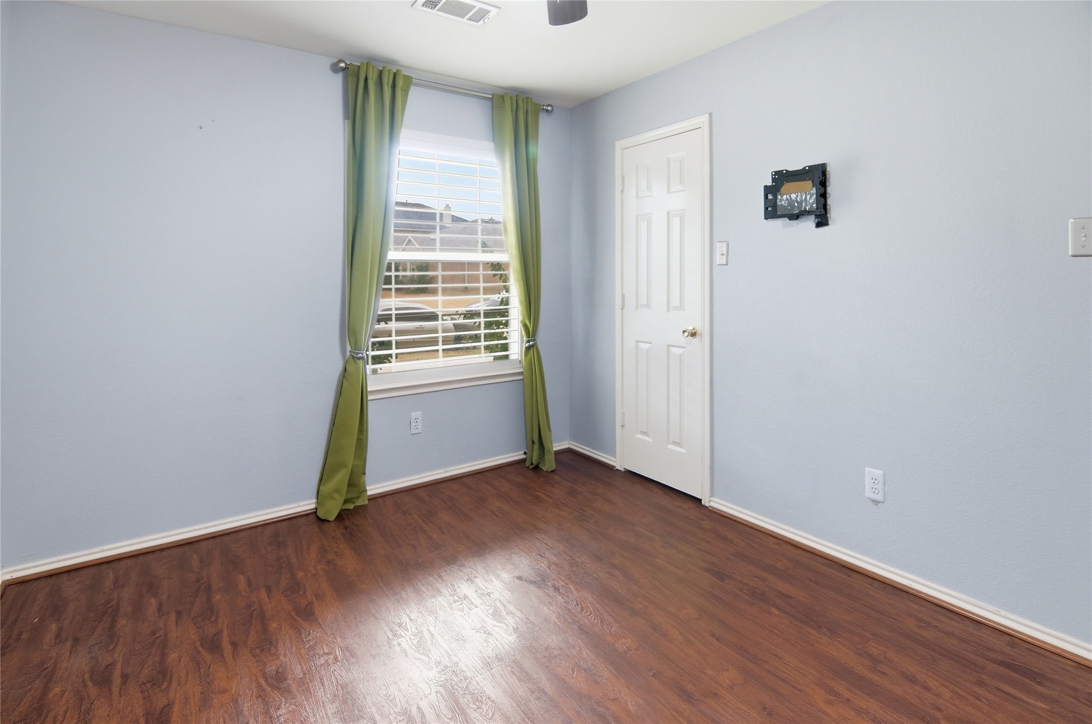 5725 Lionfish Way