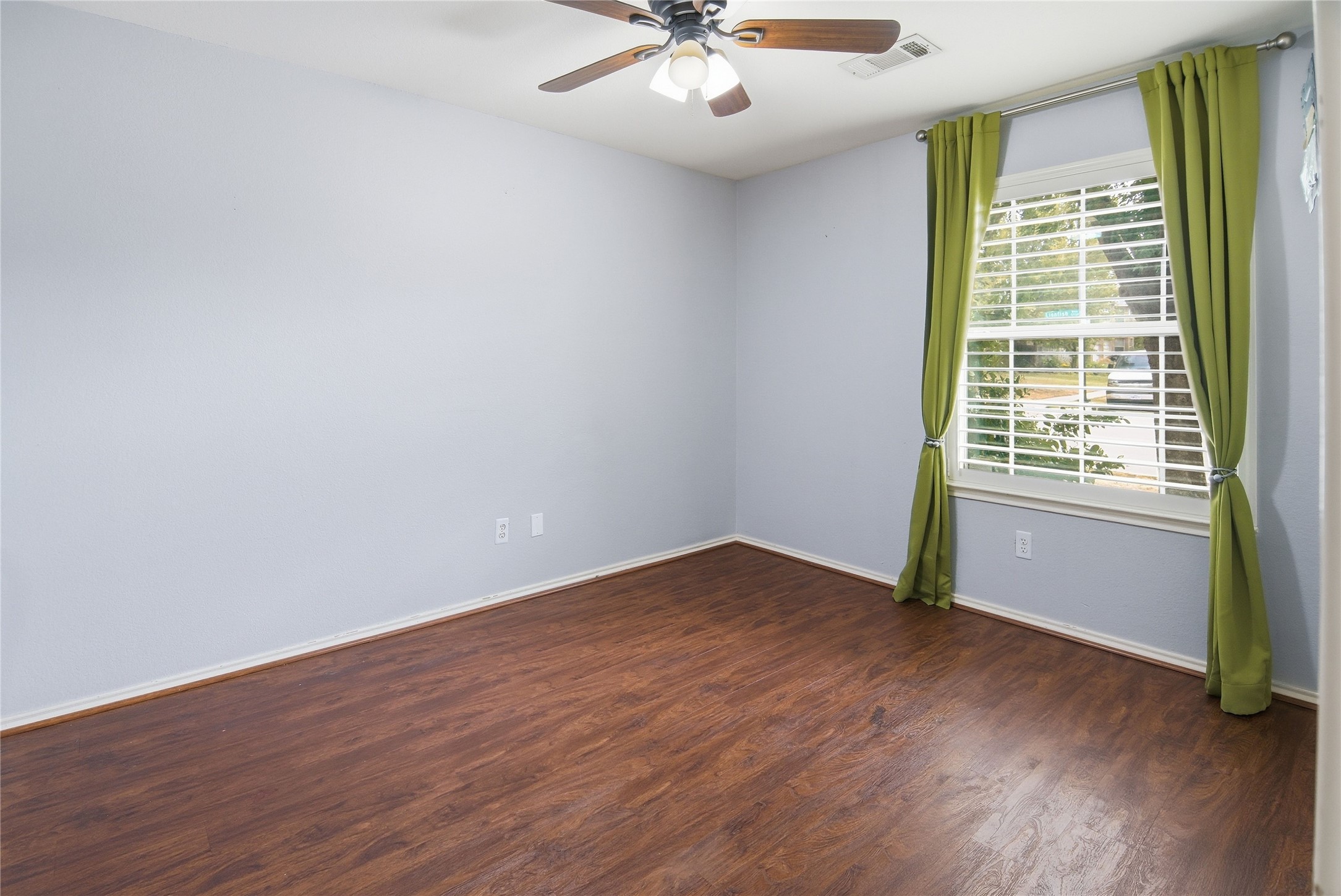 5725 Lionfish Way