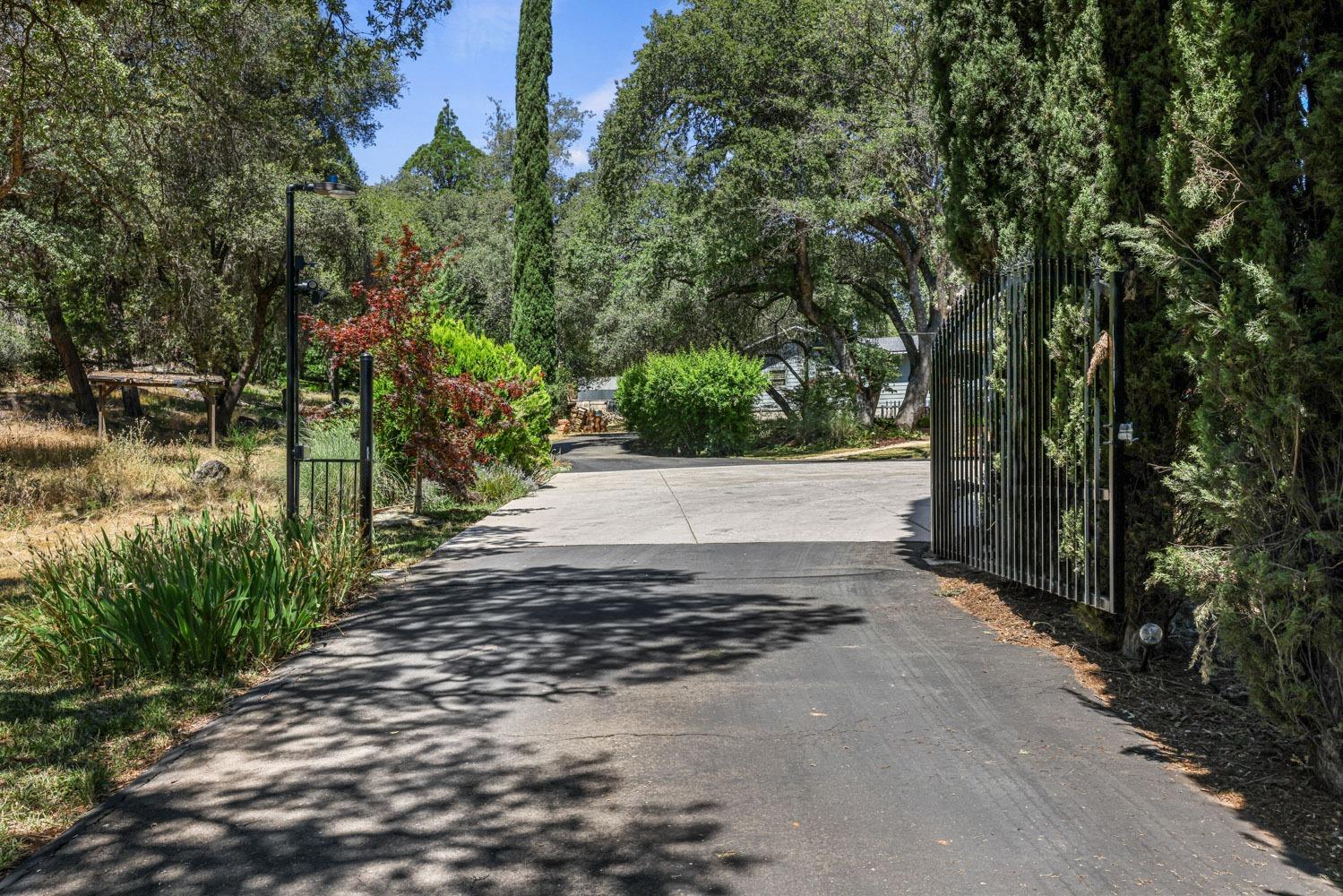 211 Hammond Drive