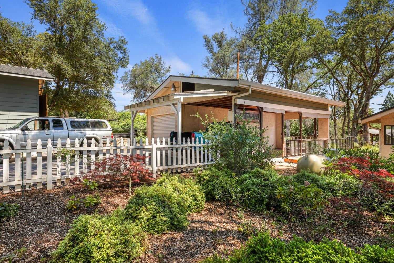 211 Hammond Drive