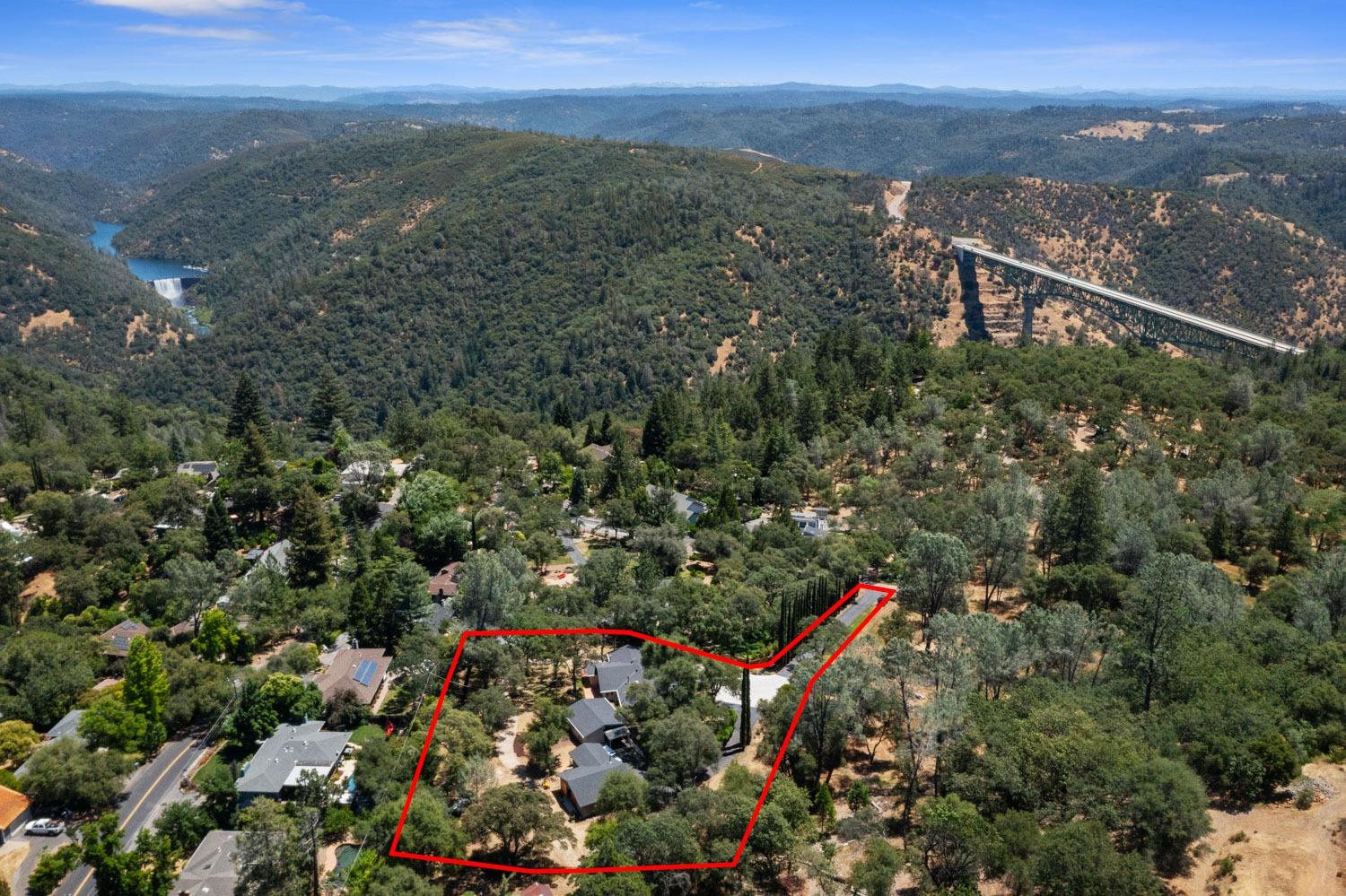 211 Hammond Drive