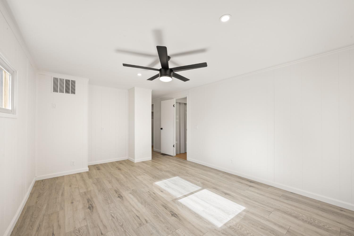 5040 Jackson Street 173