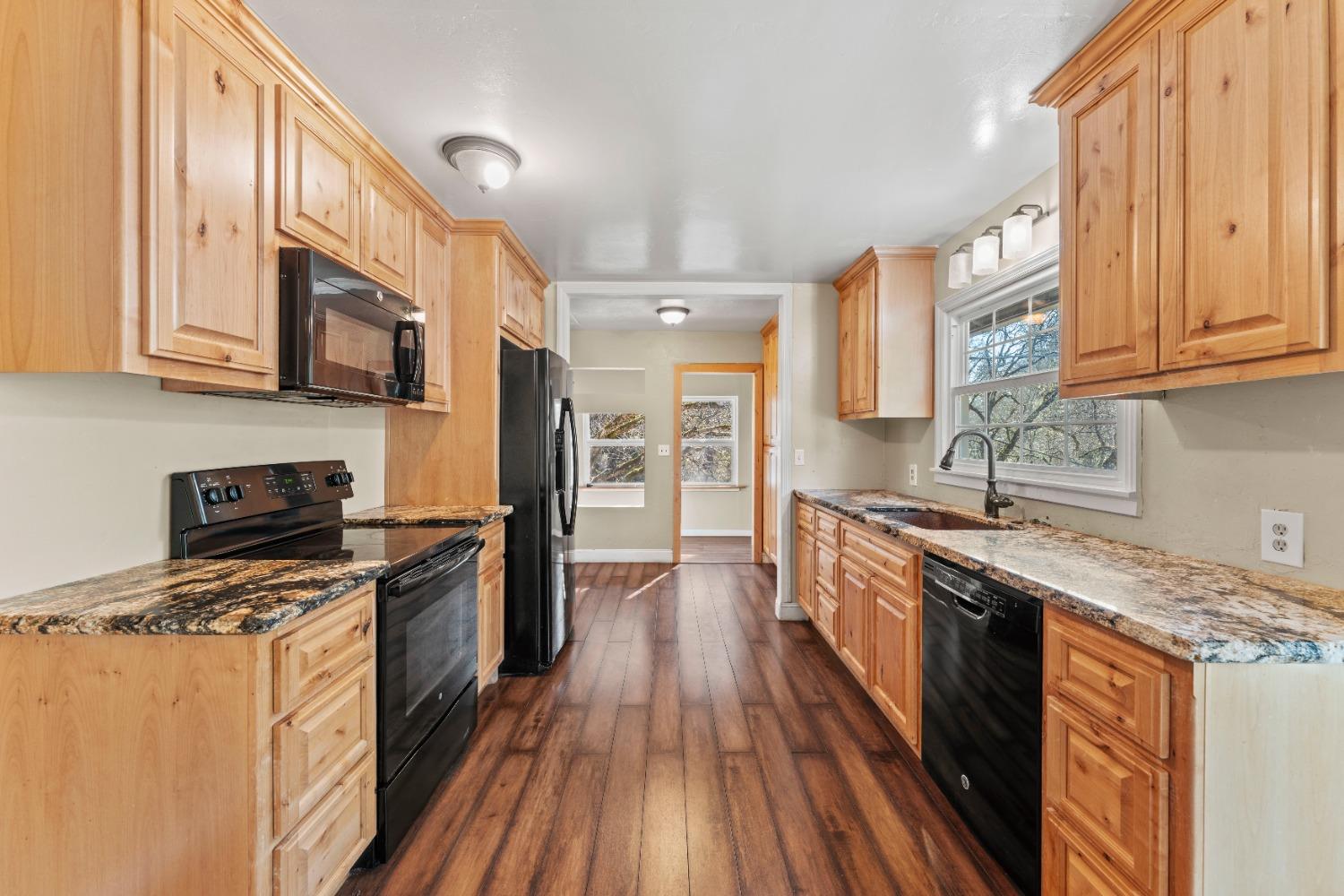 1860 Combie Road