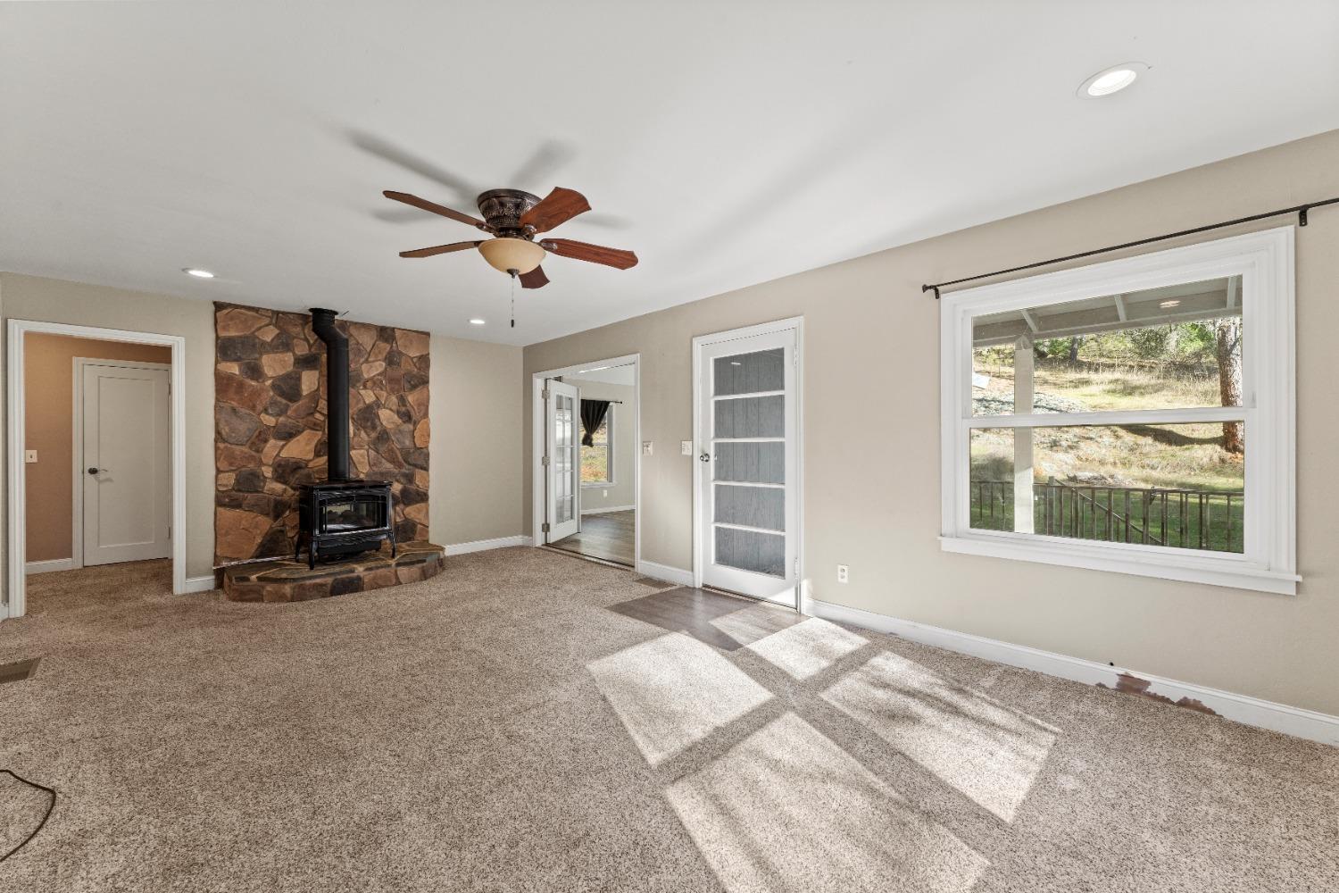 1860 Combie Road