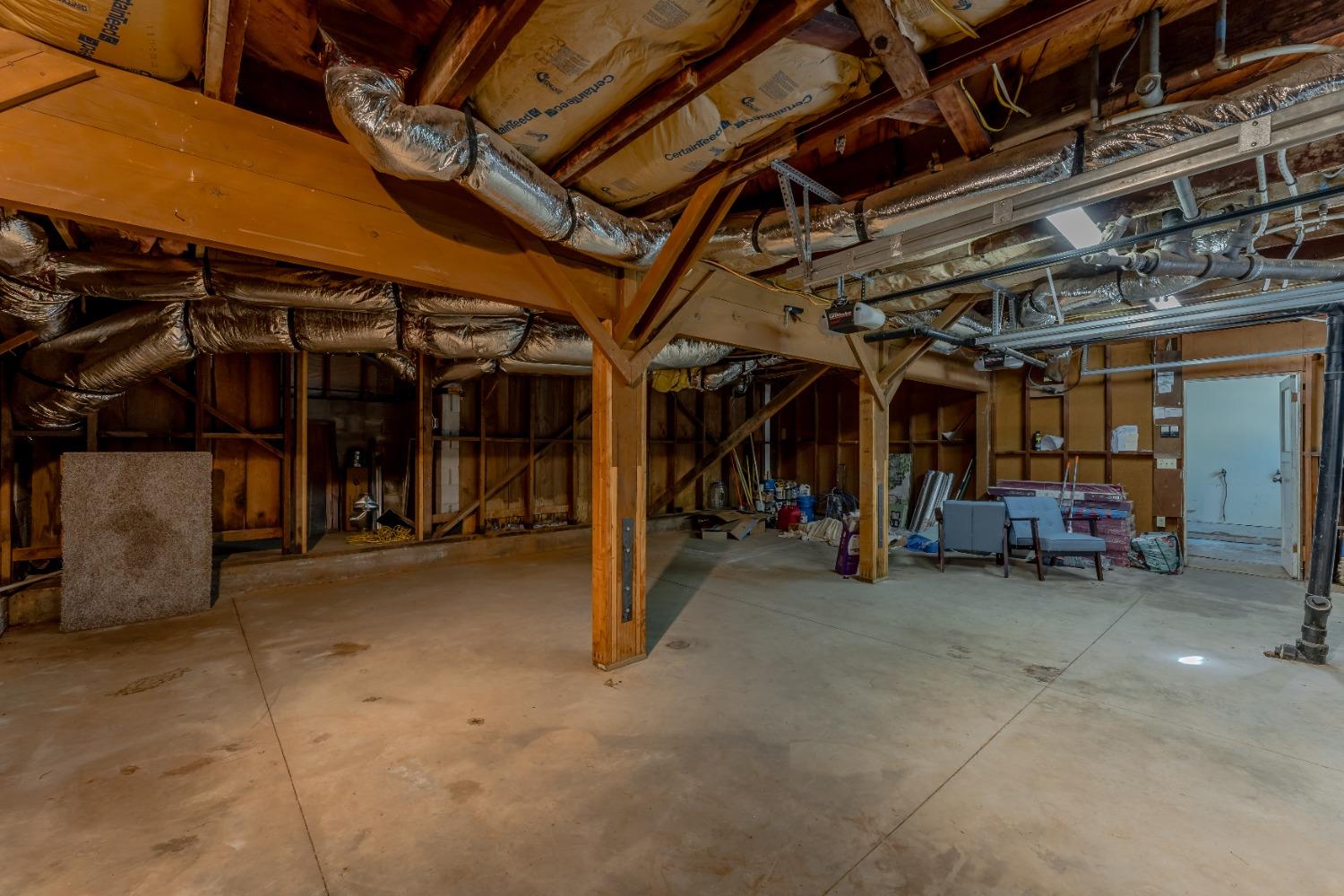 1860 Combie Road