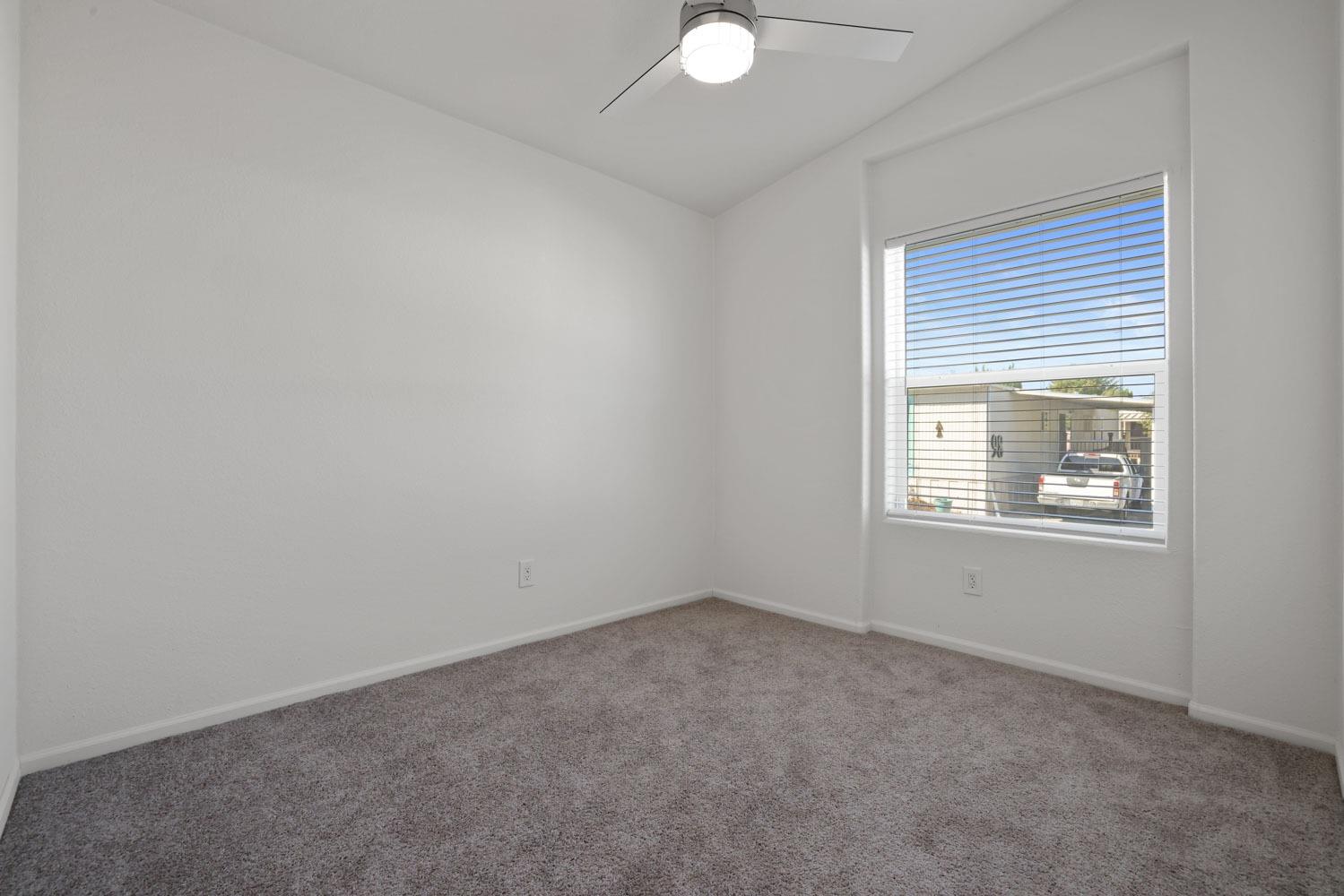 5040 Jackson St 23