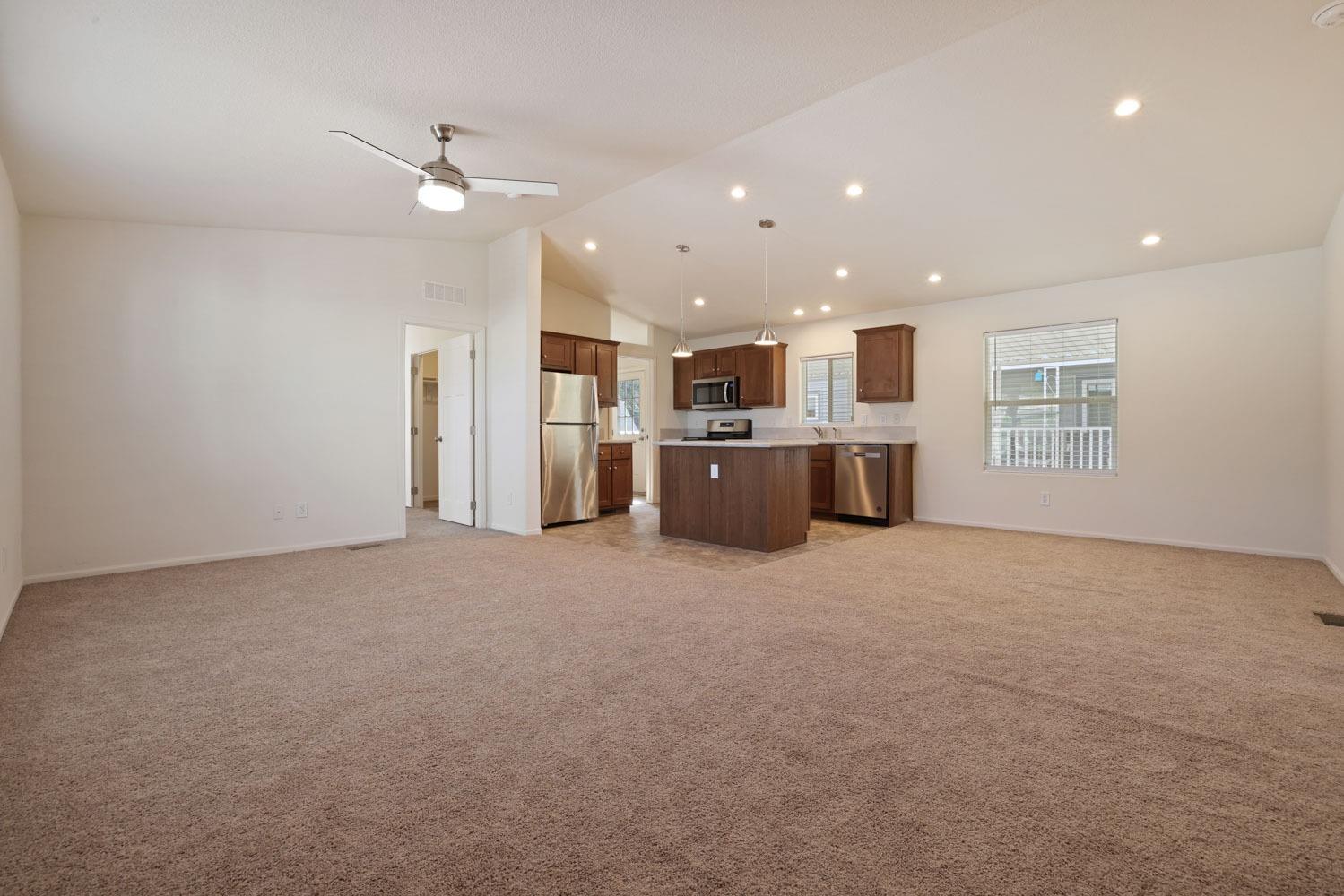 5040 Jackson St 23