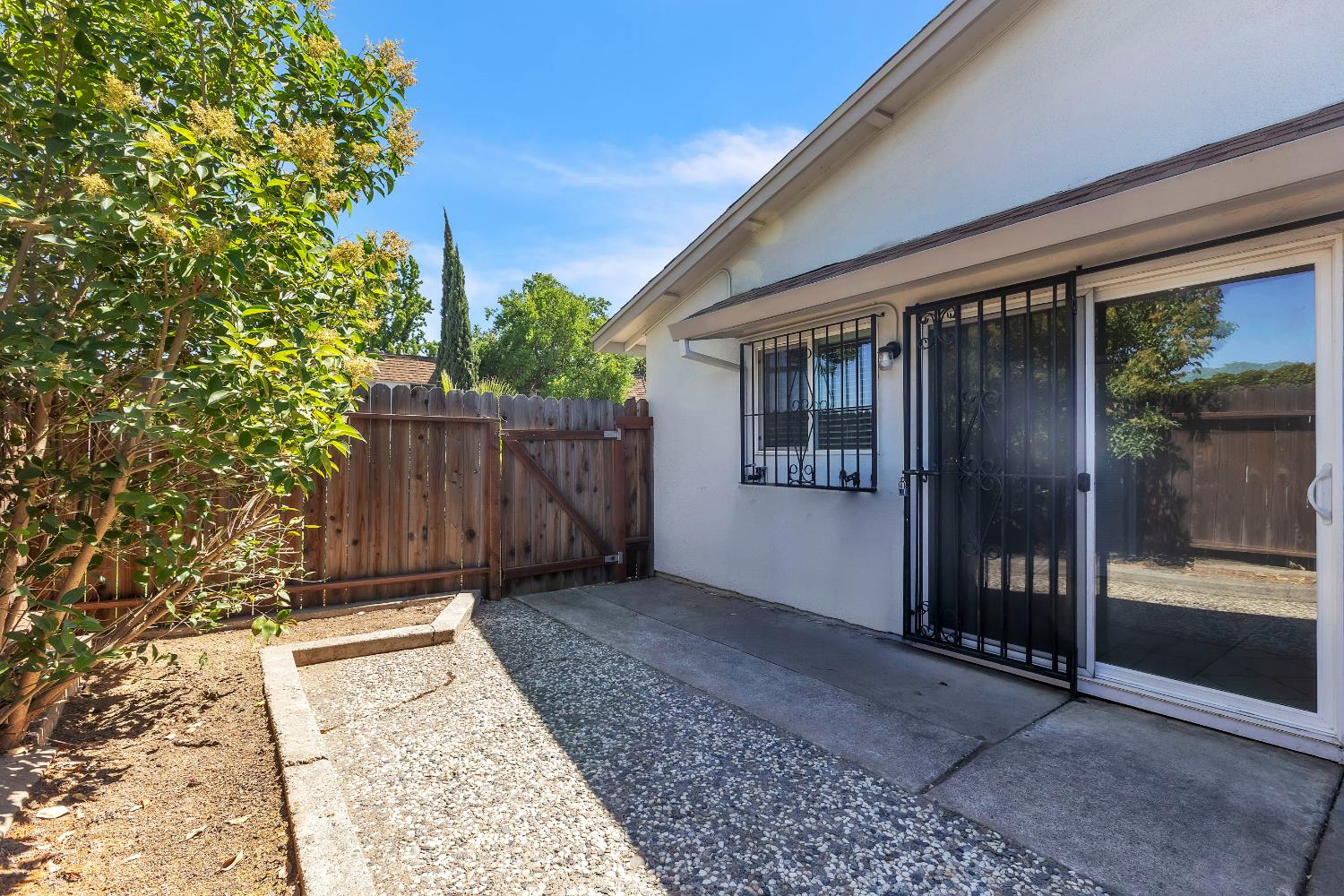 7700 La Mancha Way