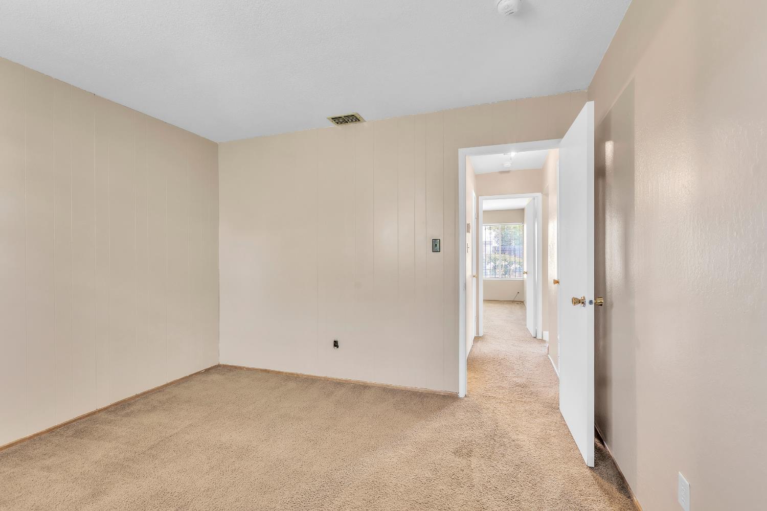 7700 La Mancha Way