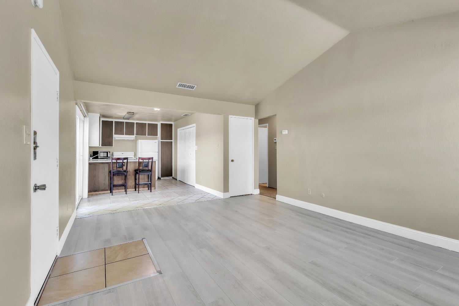 7700 La Mancha Way