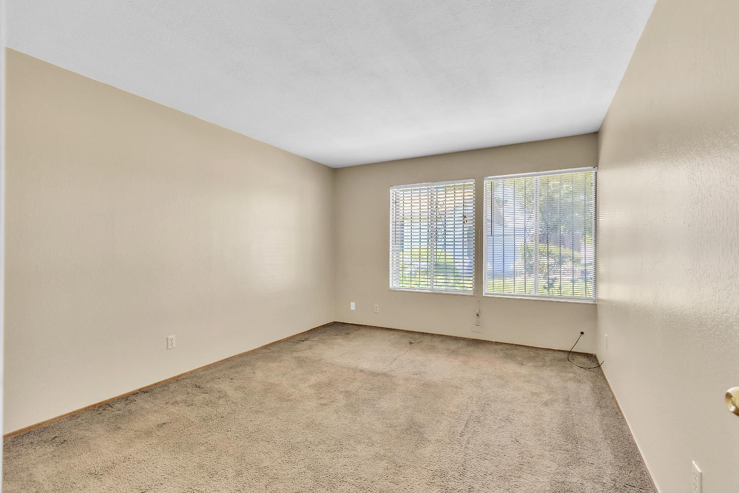 7700 La Mancha Way