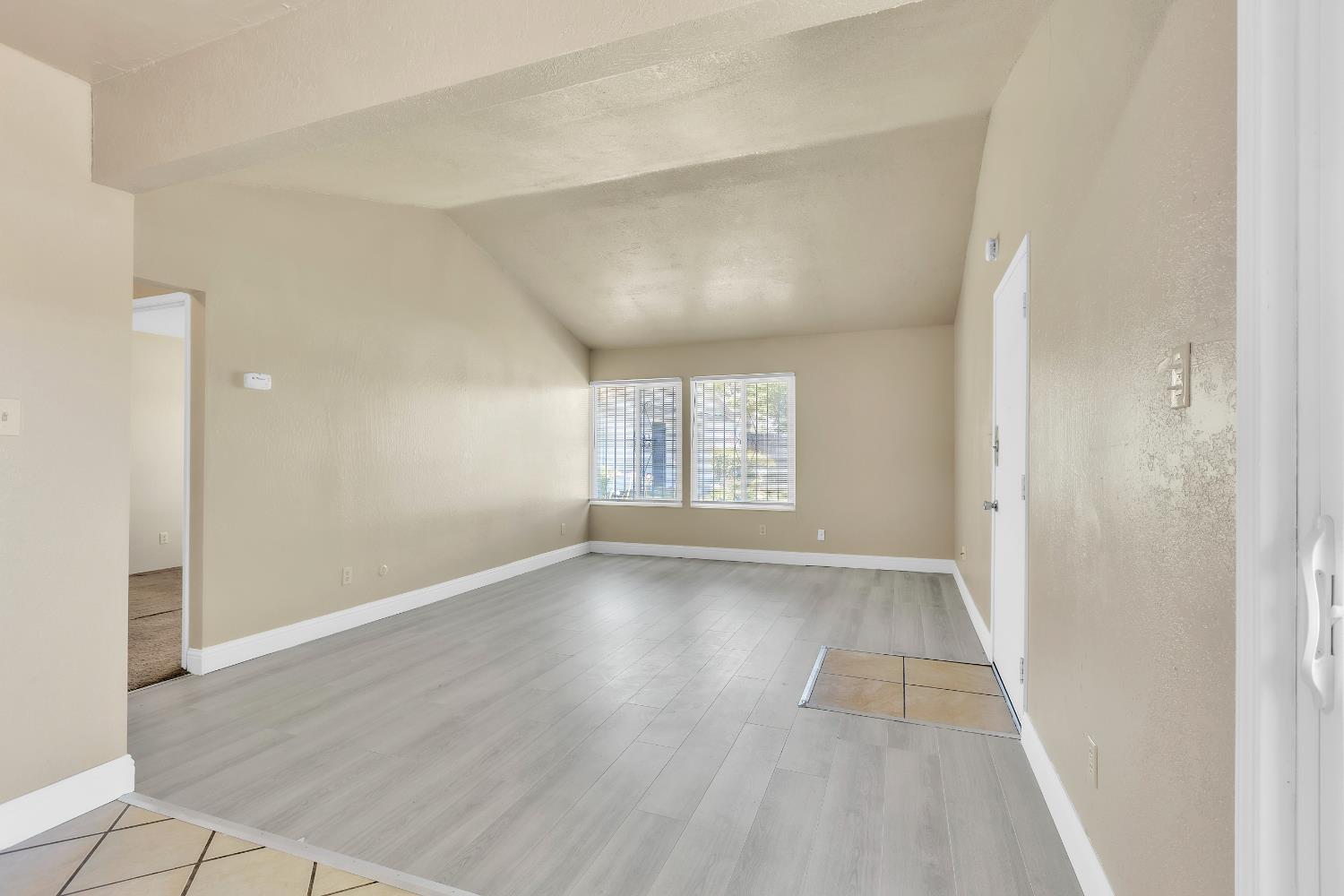 7700 La Mancha Way