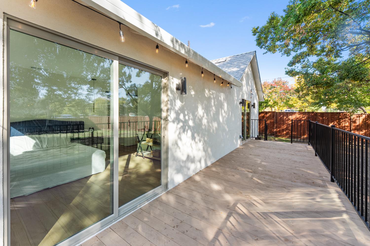 8895 Dixon Oaks Lane