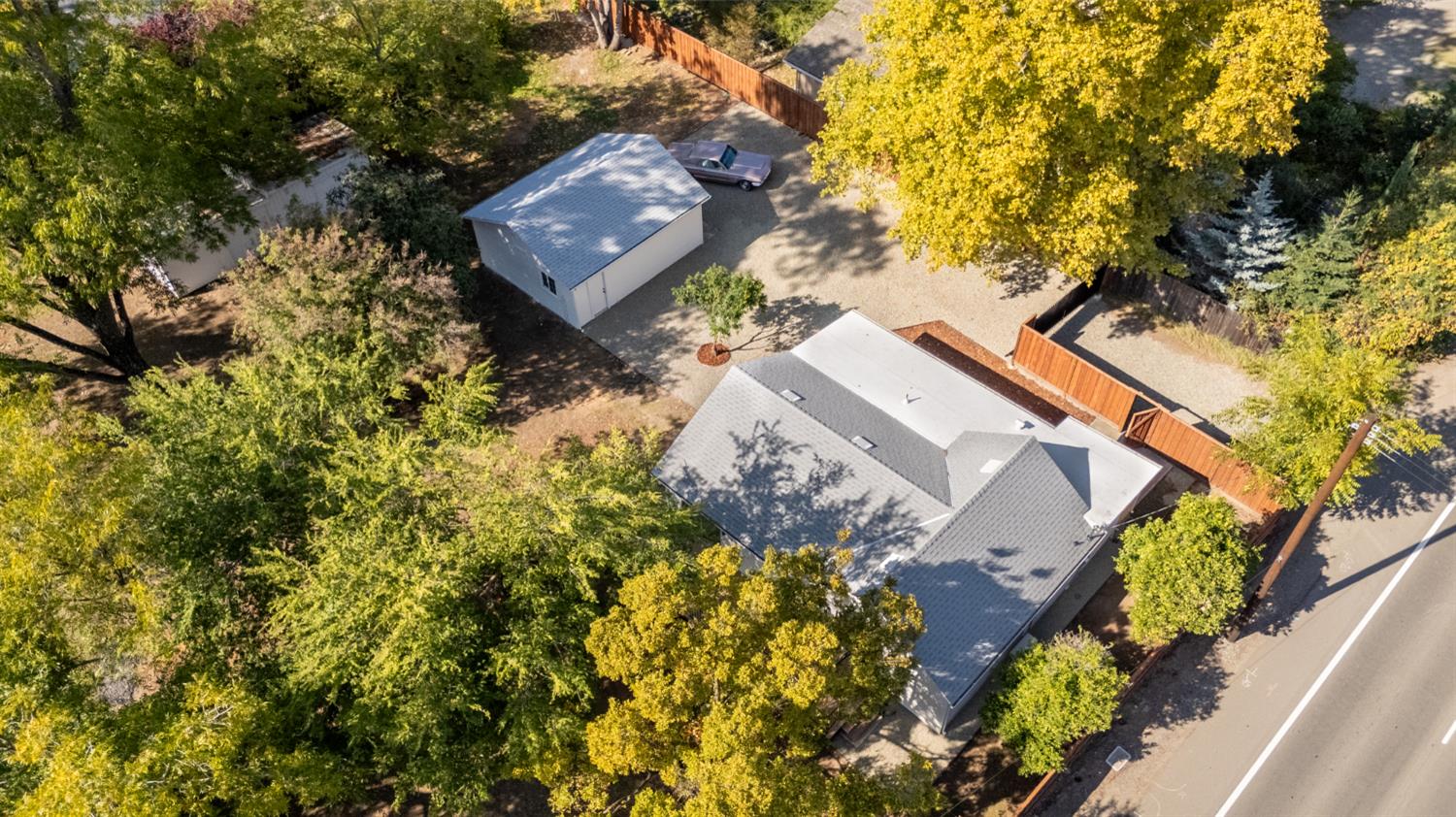 8895 Dixon Oaks Lane