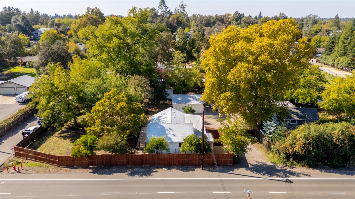 8895 Dixon Oaks Lane