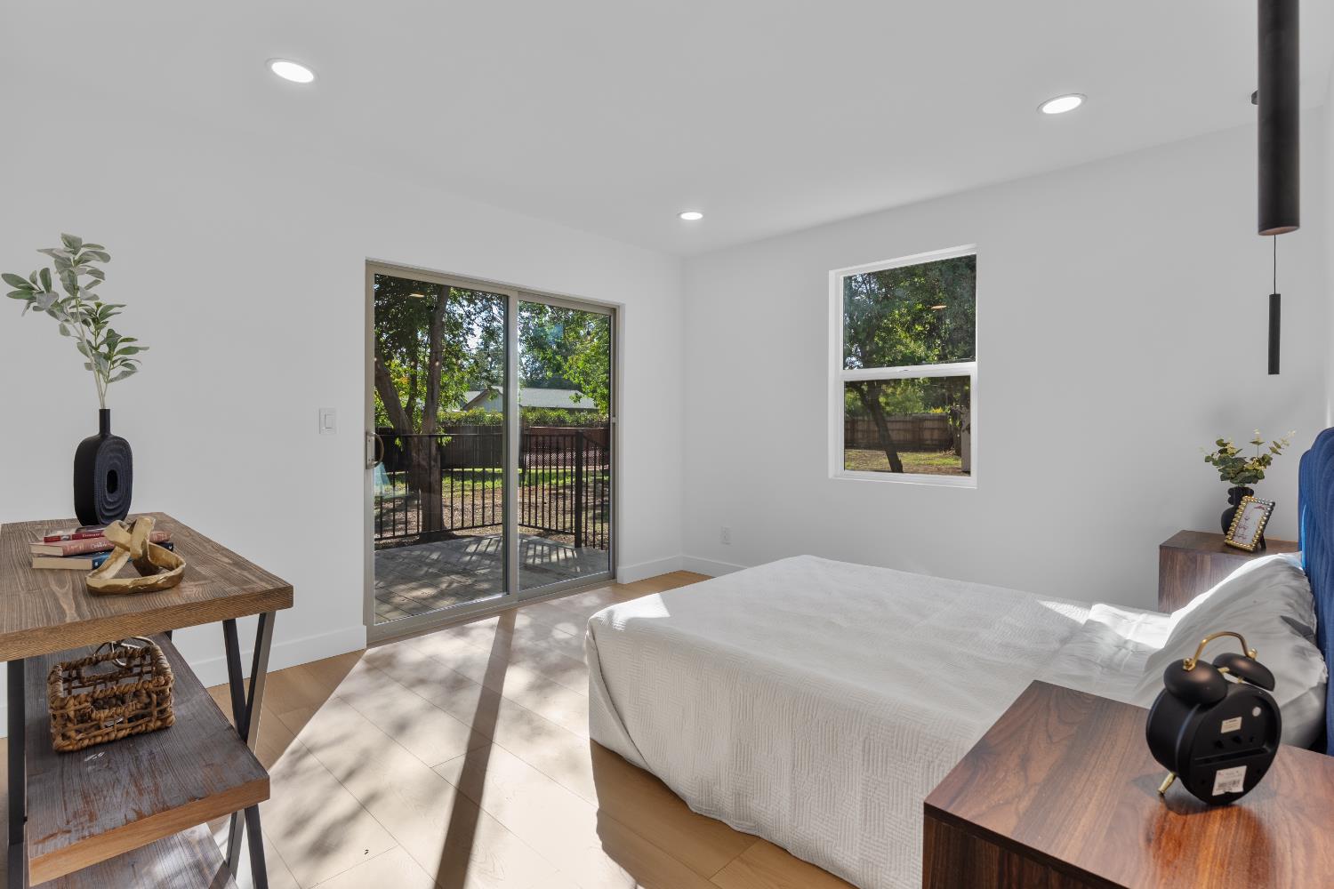 8895 Dixon Oaks Lane