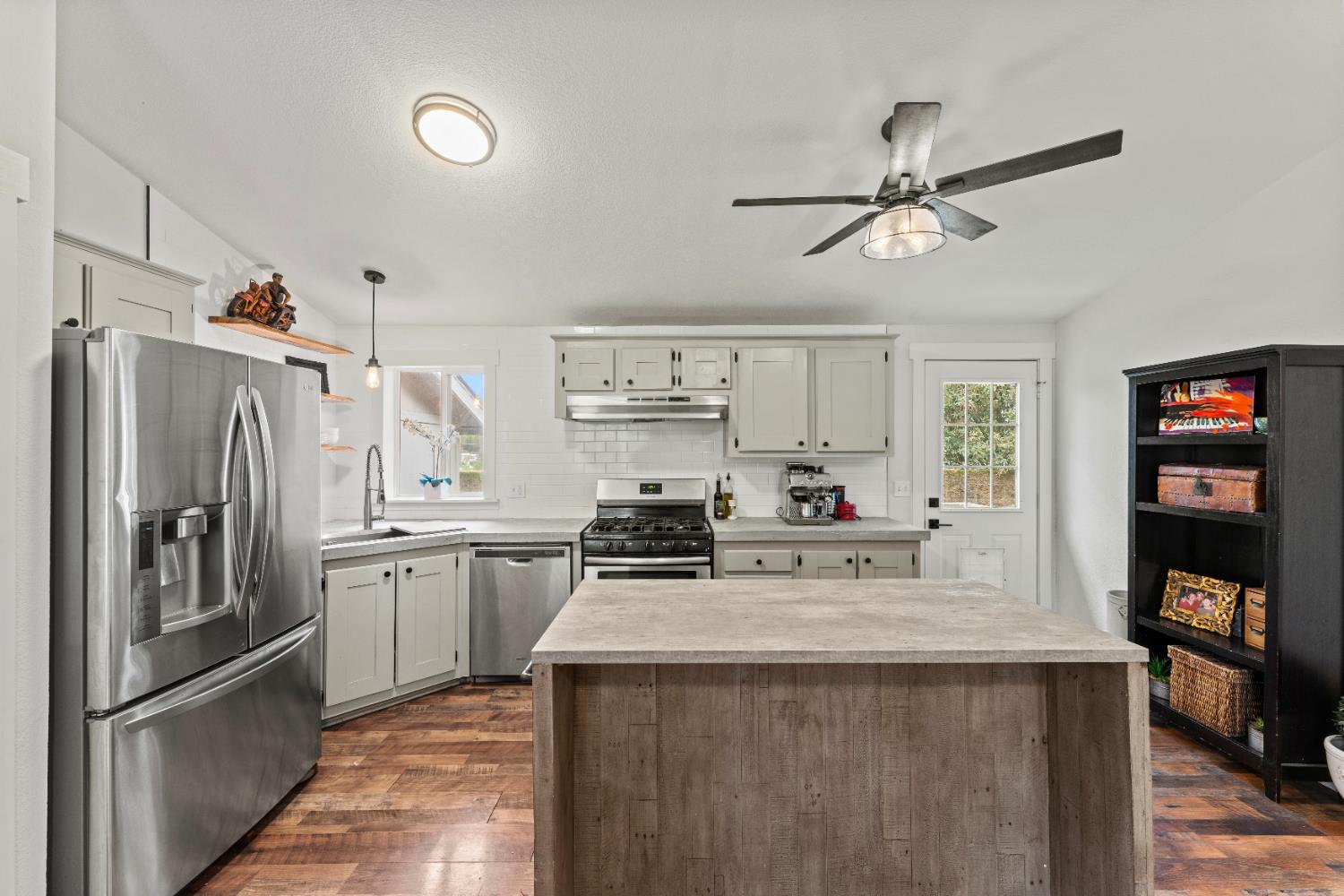 101 Mink Creek Drive