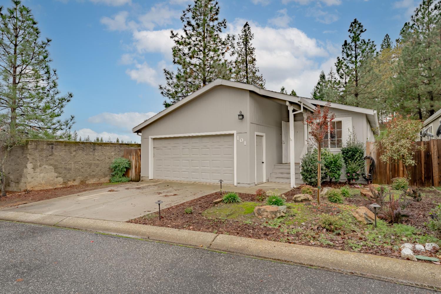 101 Mink Creek Drive