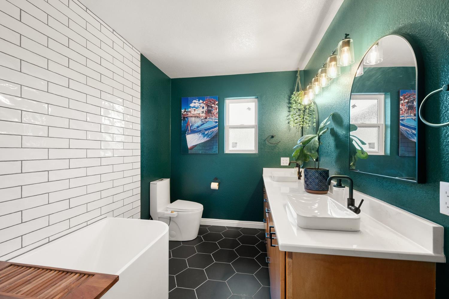 280 Hidden Creek Drive