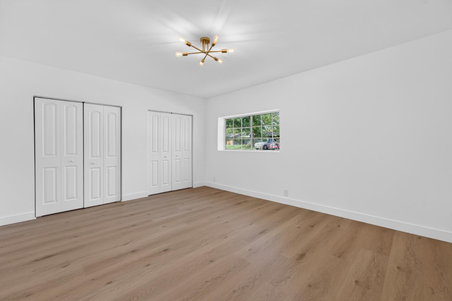 4580 Wawona Circle