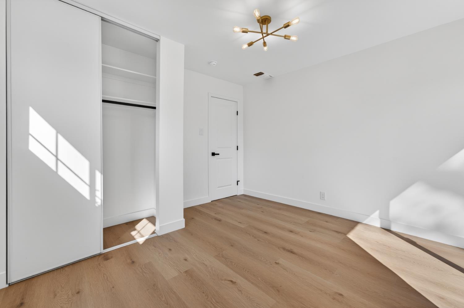 4580 Wawona Circle