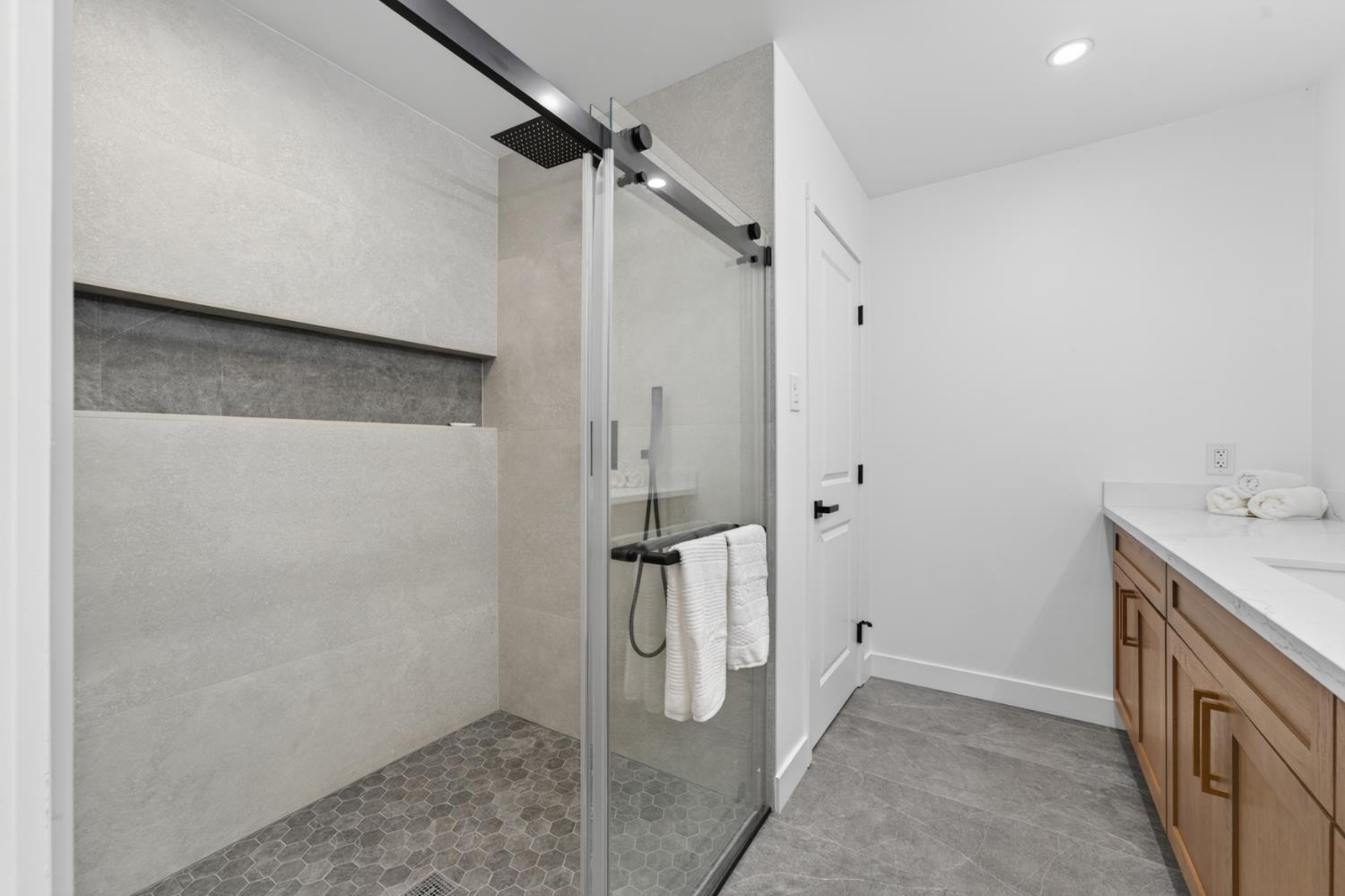 4580 Wawona Circle