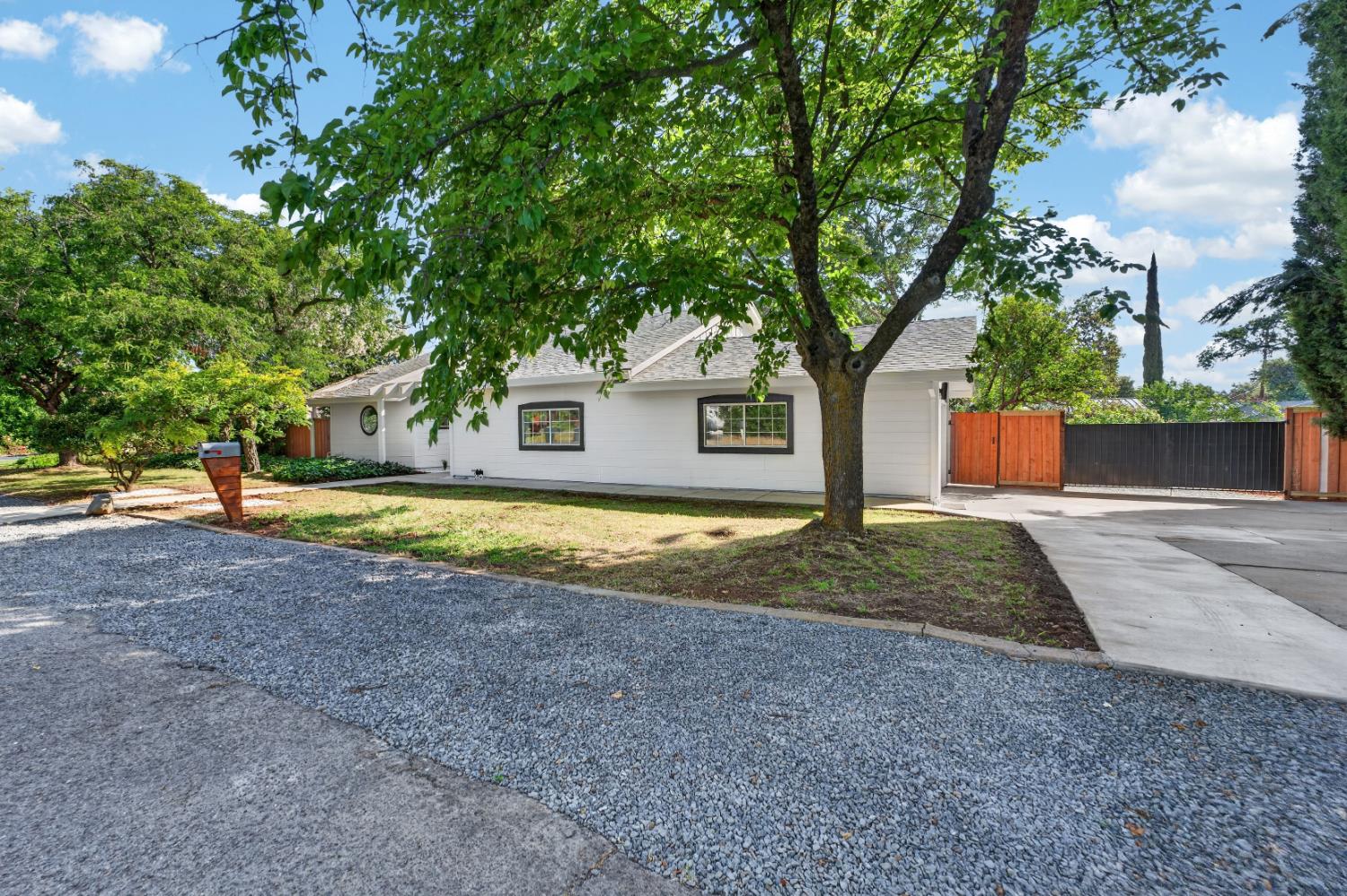 4580 Wawona Circle