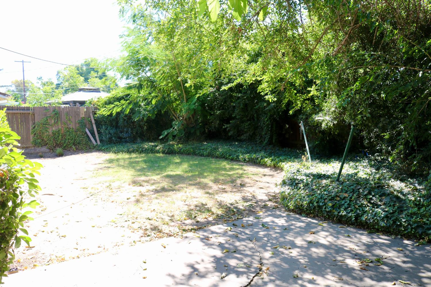 9162 Rundelay Way