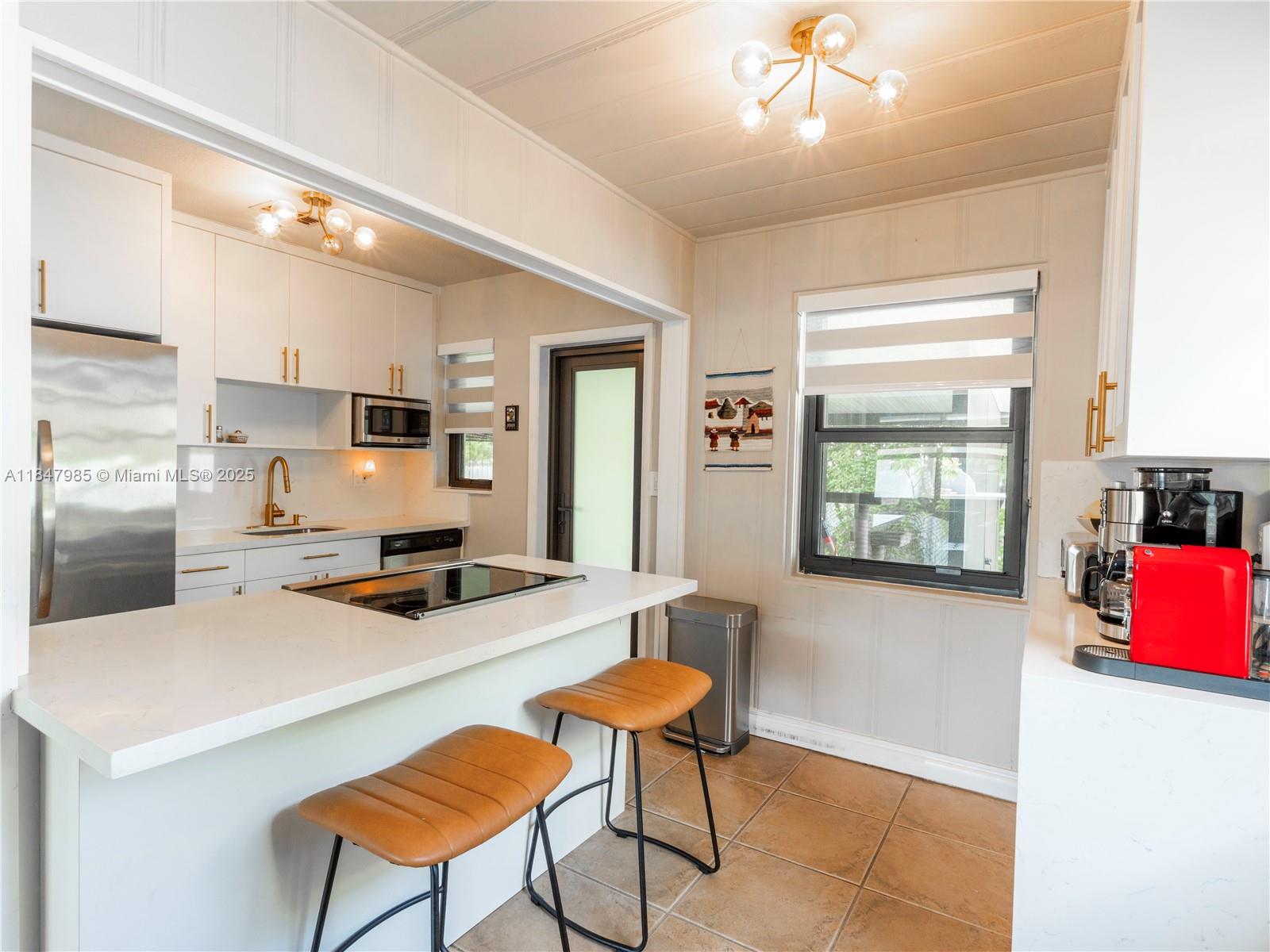 32 Hammond Dr