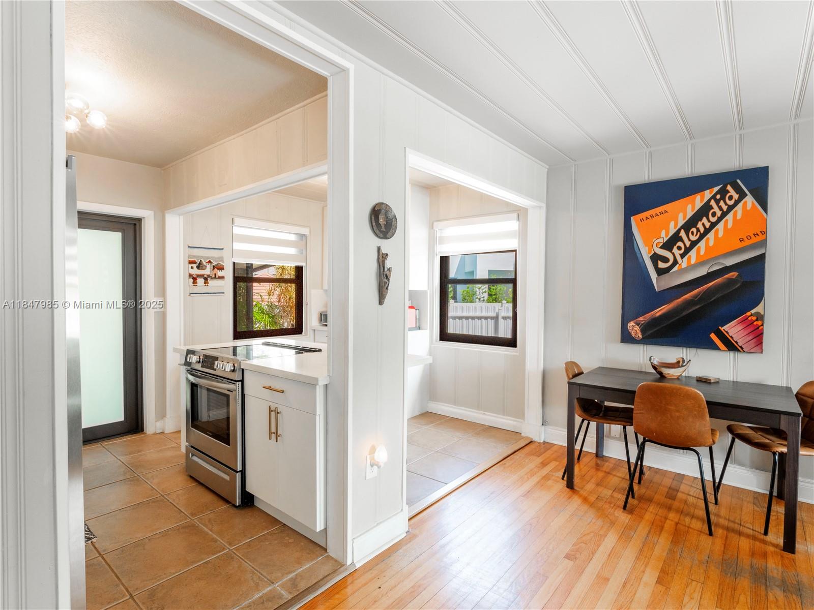 32 Hammond Dr