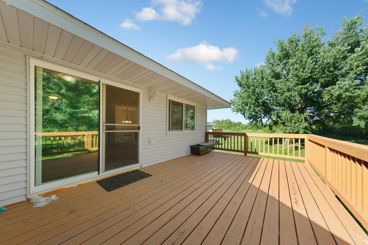 1415 Oak Leaf Lane